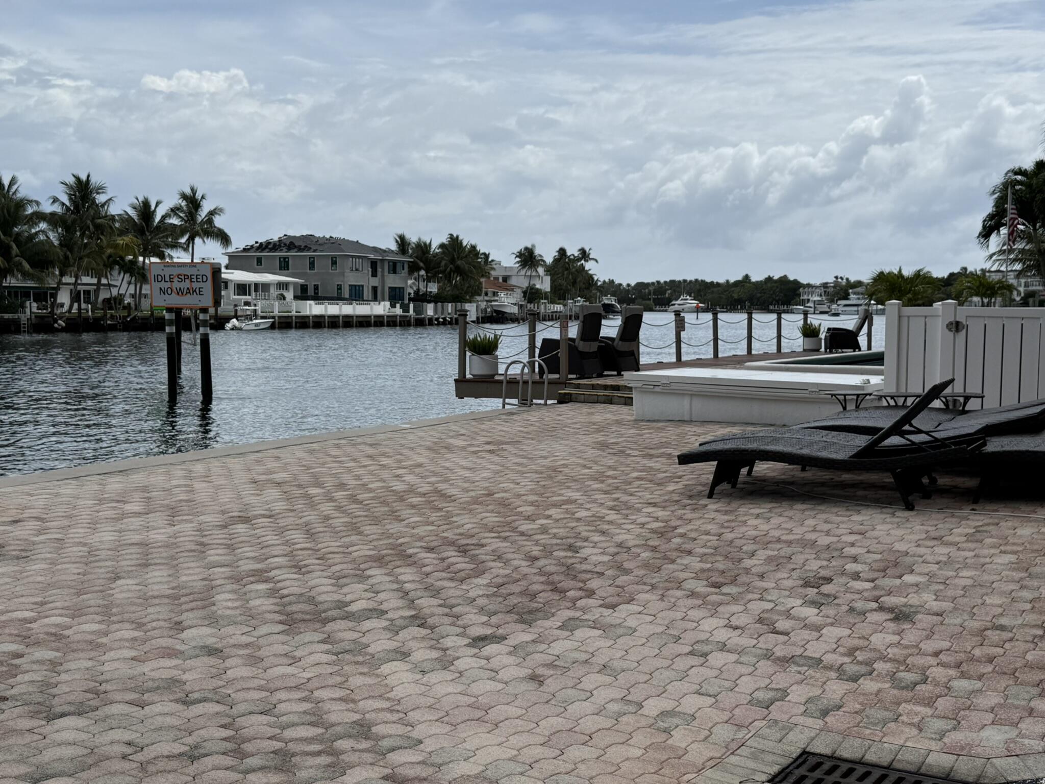 2611 N Riverside #Apt 703 Pompano Beach, FL 33062