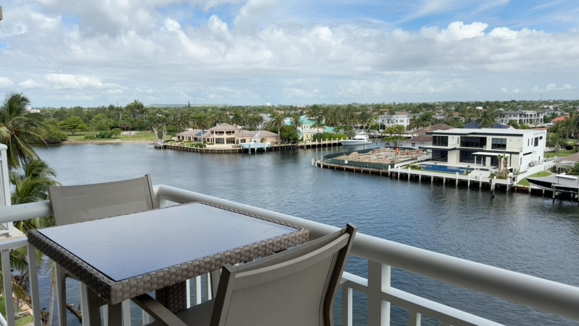 2611 N Riverside #Apt 703 Pompano Beach, FL 33062