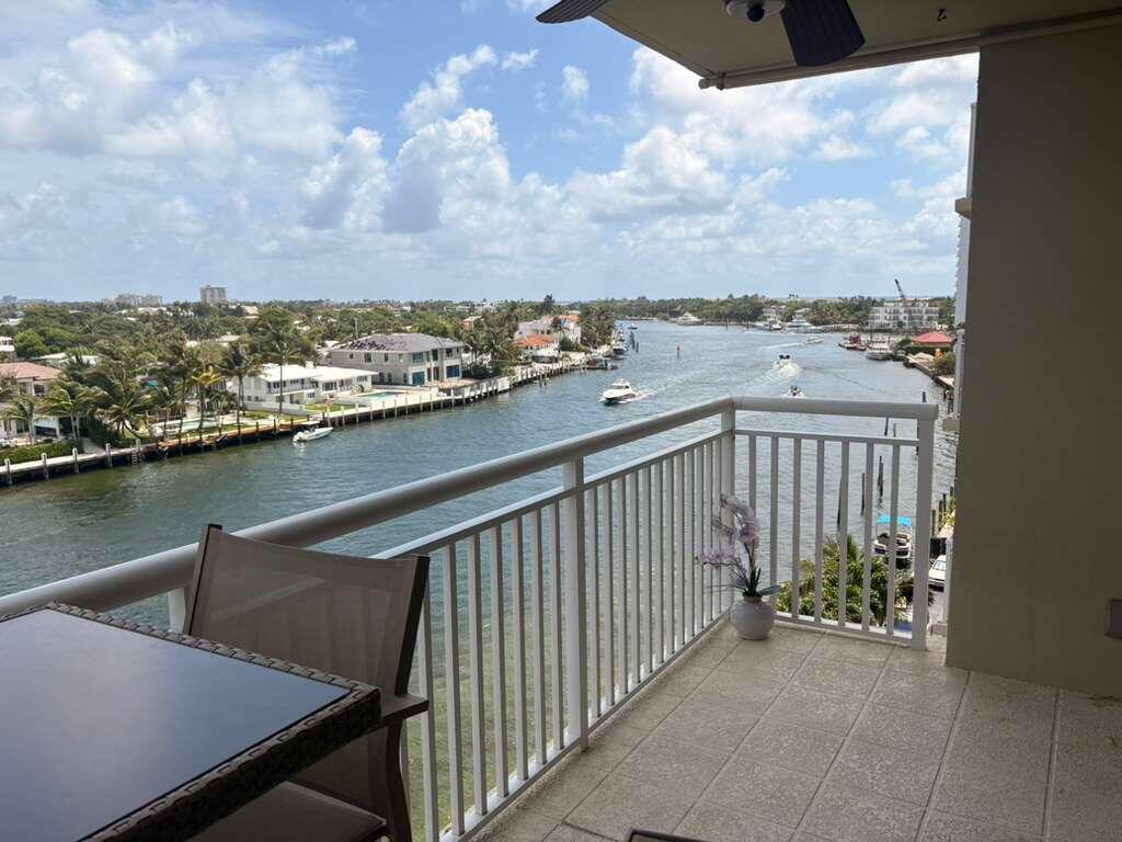 2611 N Riverside #Apt 703 Pompano Beach, FL 33062