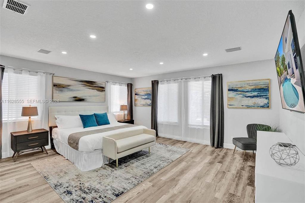 3421 Dover Pompano Beach, FL 33062