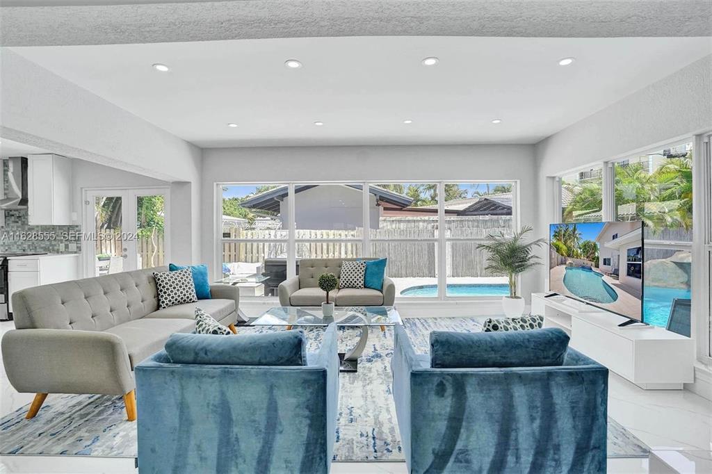 3421 Dover Pompano Beach, FL 33062