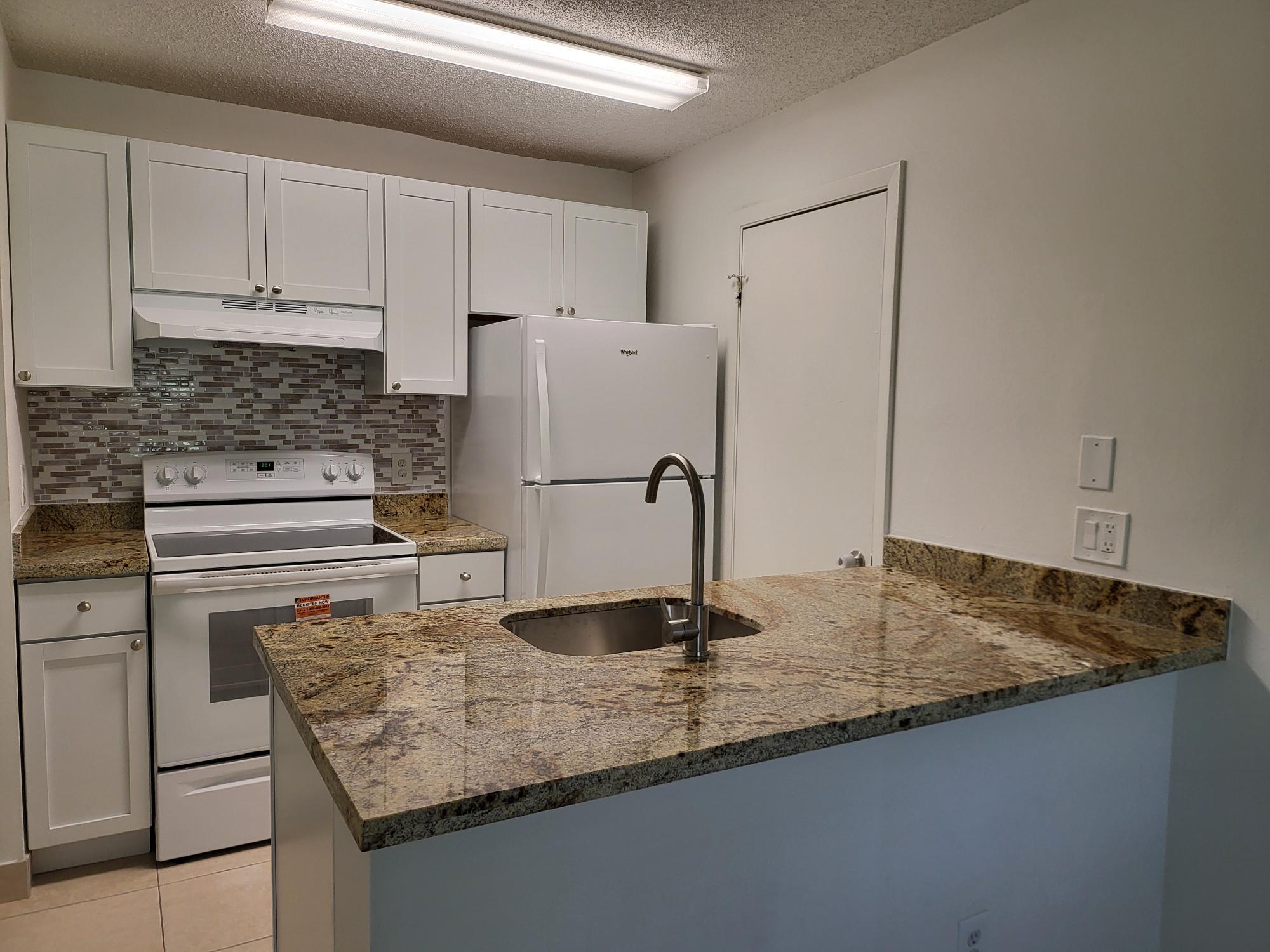 4581 W Mcnab #33