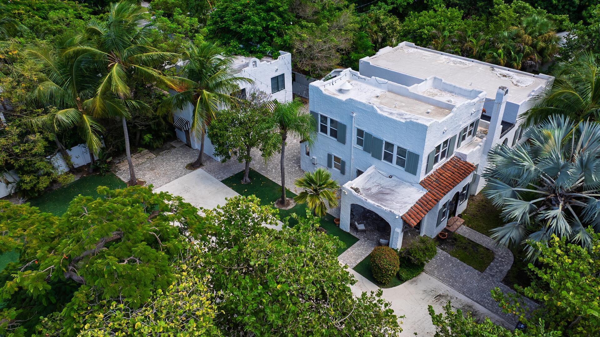 717 Forest Hl West Palm Beach, FL 33405