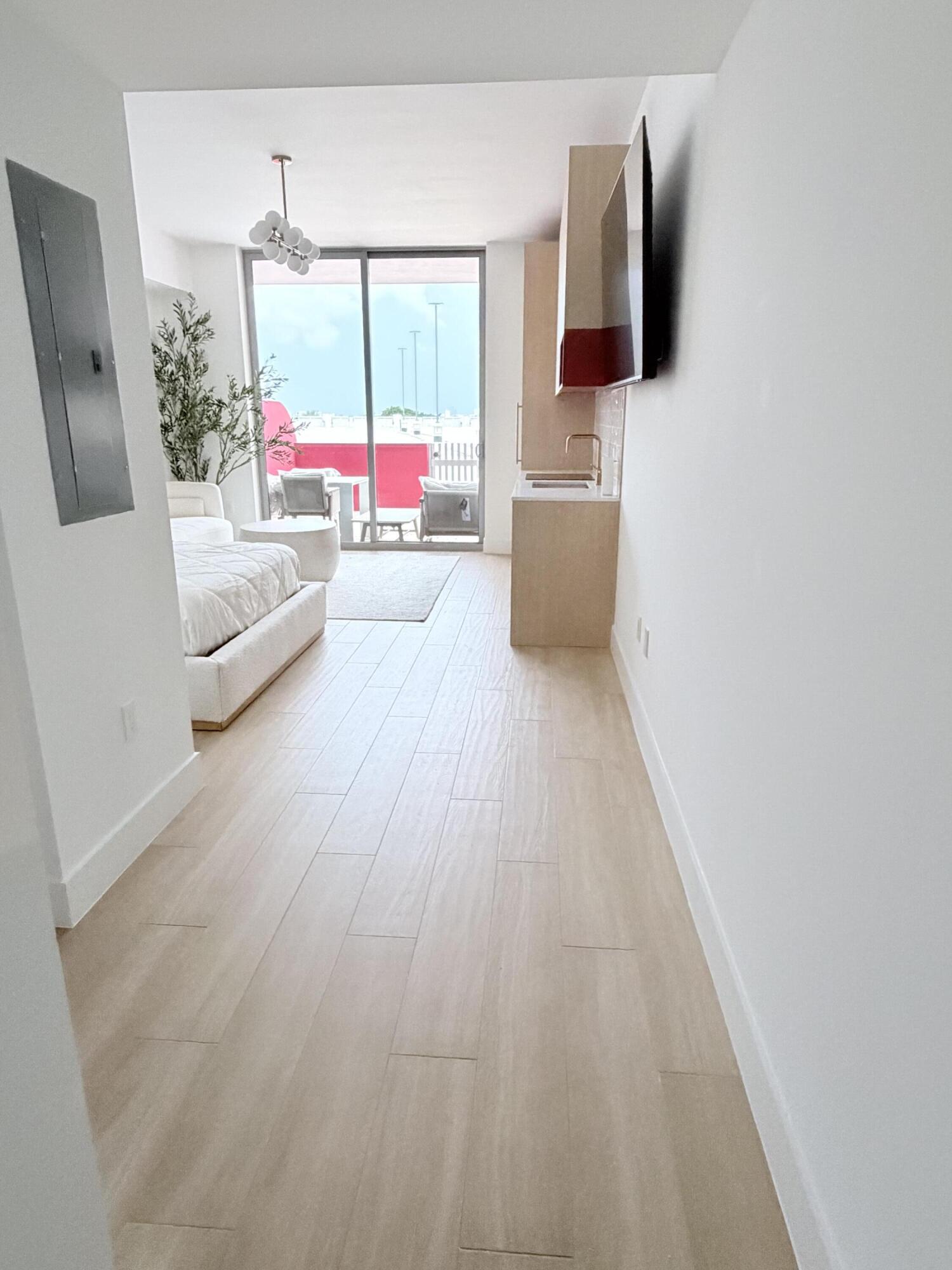 image The Standard Residences Midtown Miami2