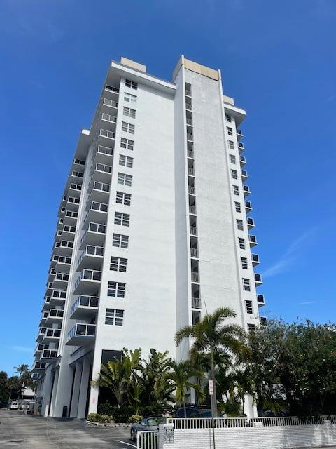 336 N Birch #6d