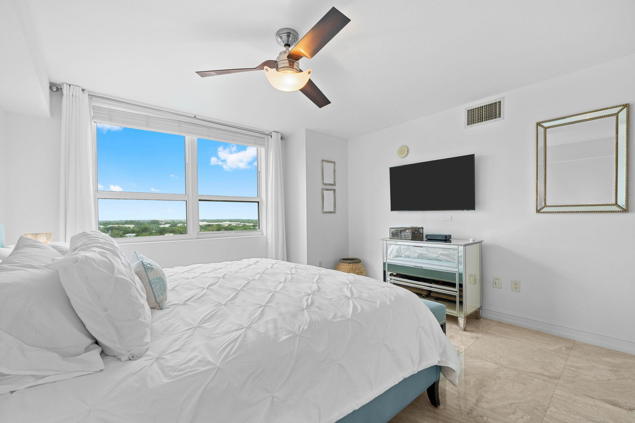 610 W Las Olas #1013n Fort Lauderdale, FL 33312