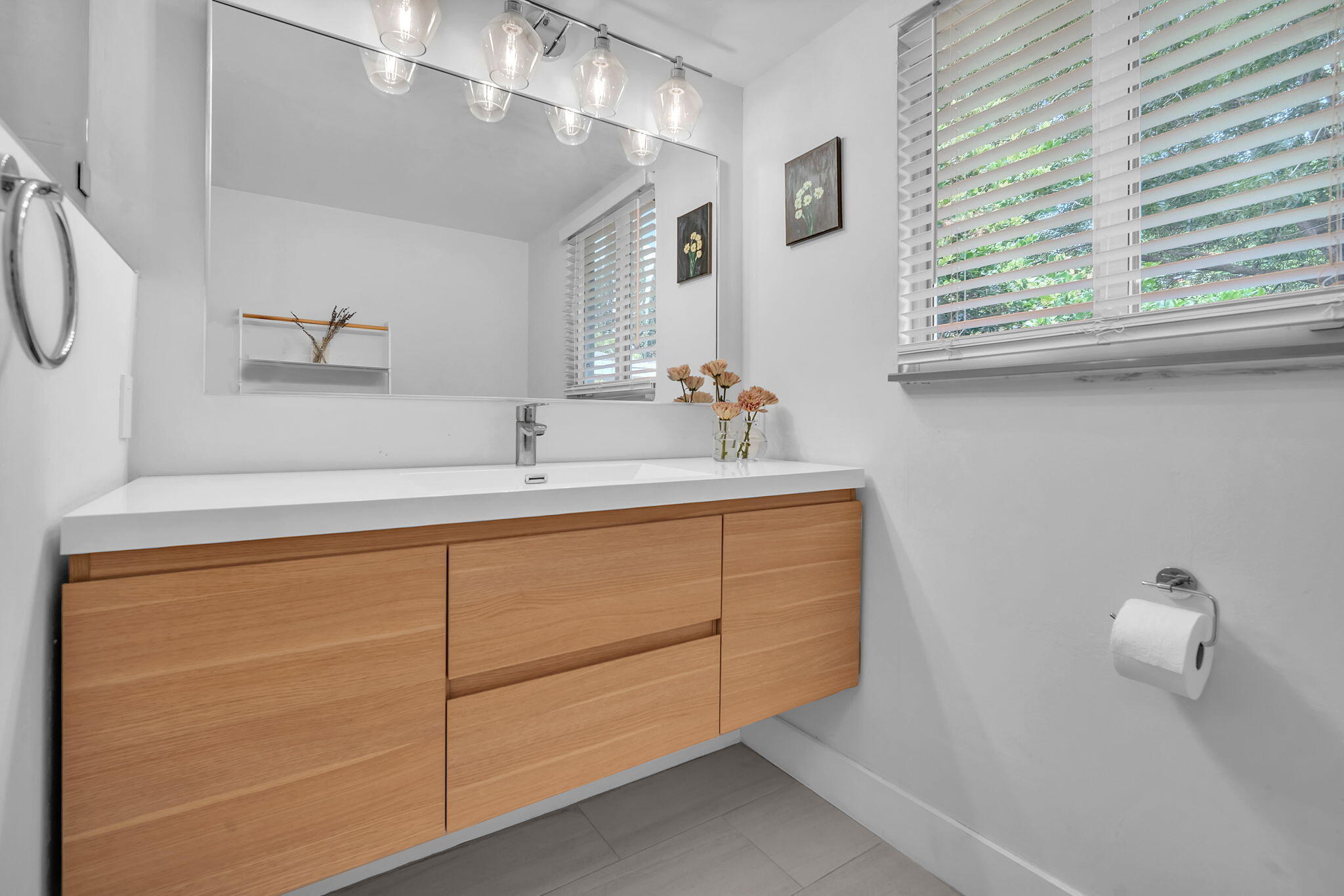 7830 SW 67th South Miami, FL 33143