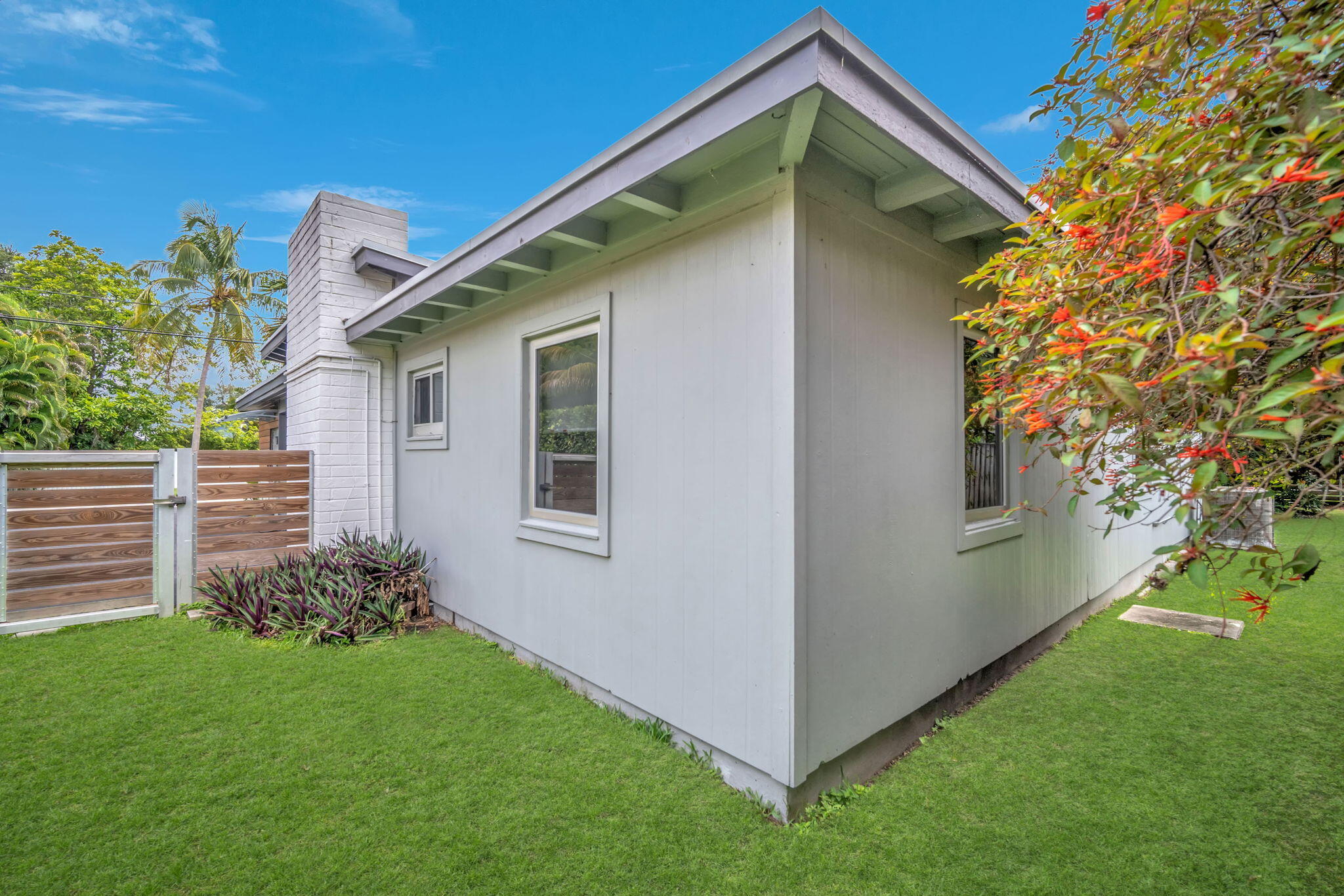 7830 SW 67th South Miami, FL 33143