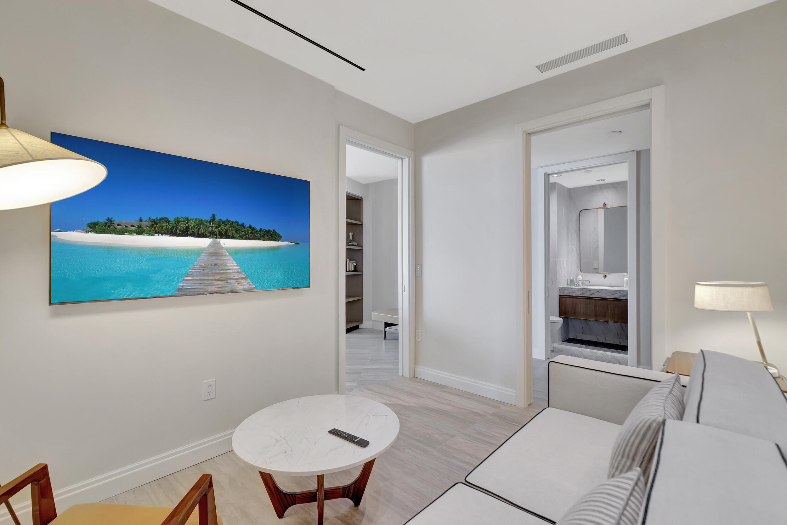 525 N Fort Lauderdale Bch Blvd #1707 Fort Lauderdale, FL 33304