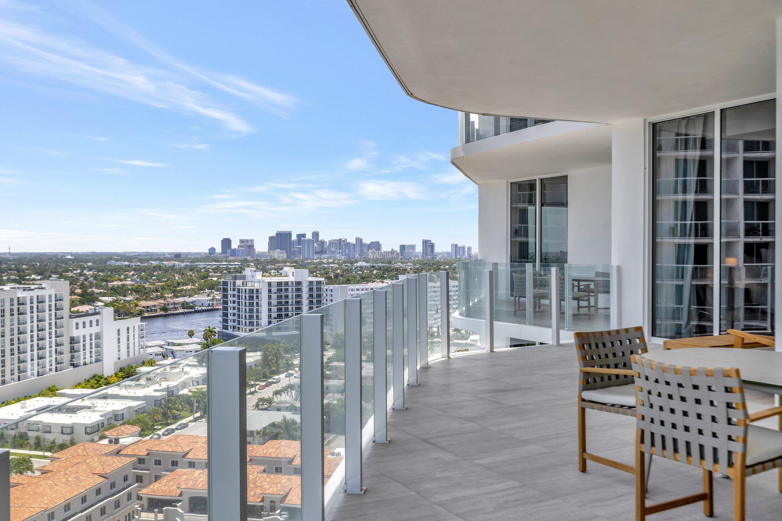 525 N Fort Lauderdale Bch Blvd #1707 Fort Lauderdale, FL 33304