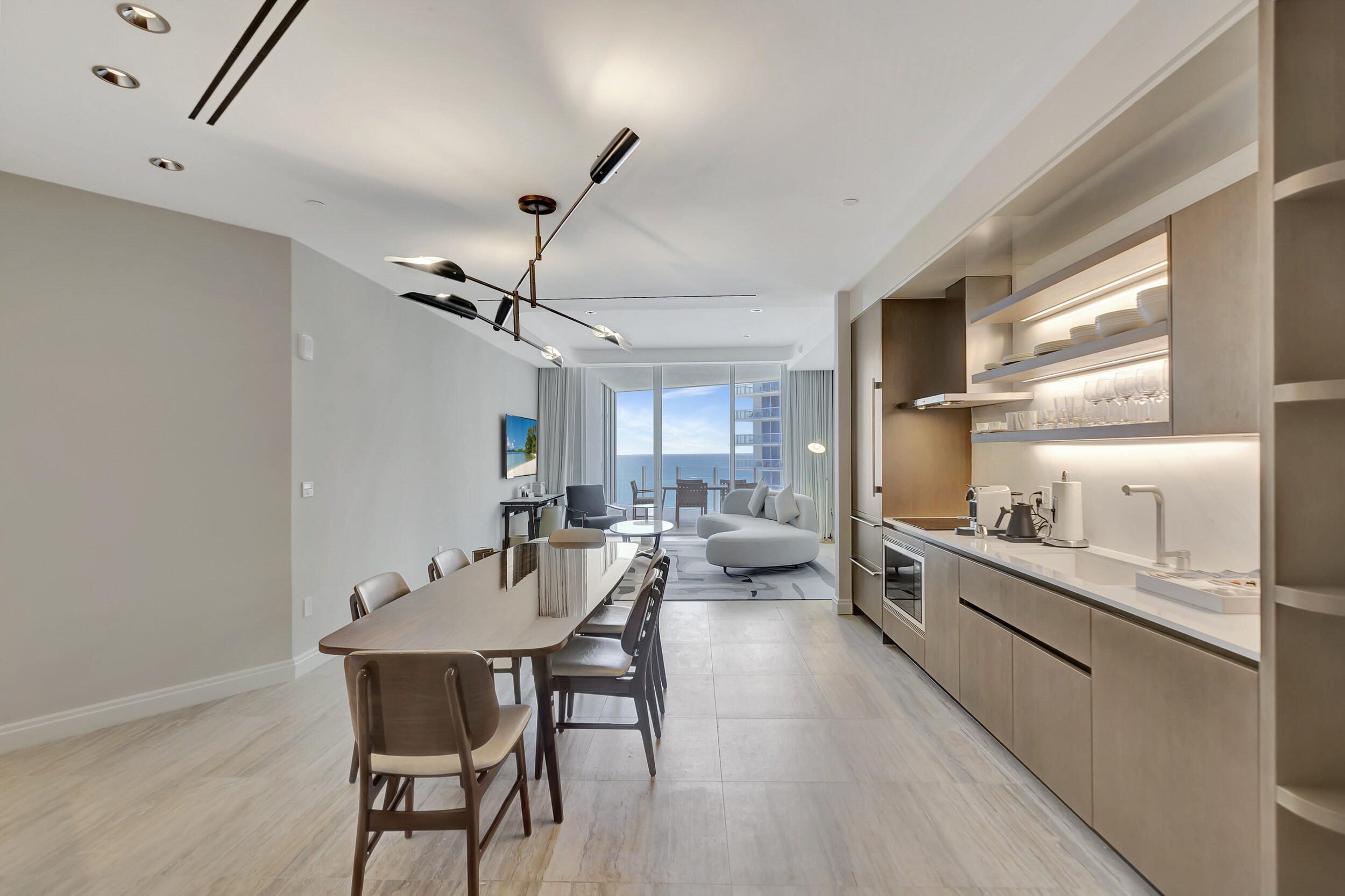 525 N Fort Lauderdale Bch Blvd #1707 Fort Lauderdale, FL 33304