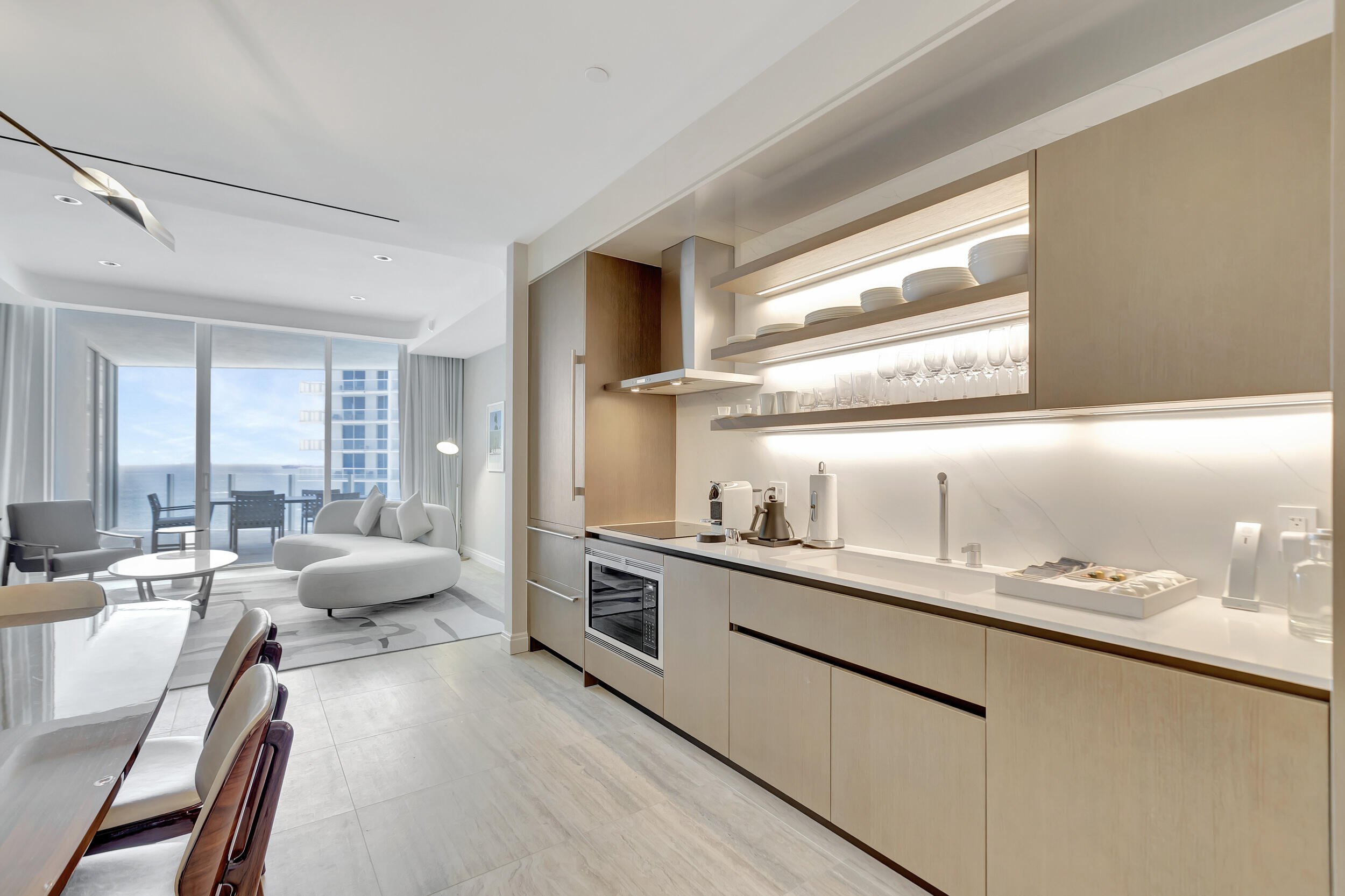 525 N Fort Lauderdale Bch Blvd #1707 Fort Lauderdale, FL 33304