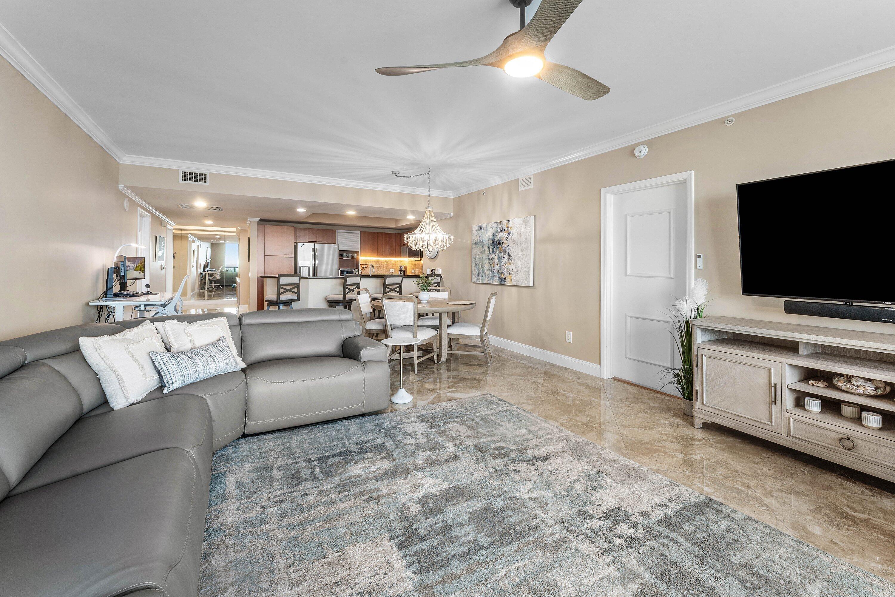 2640 Lake Shr Dr #1210 Riviera Beach, FL 33404