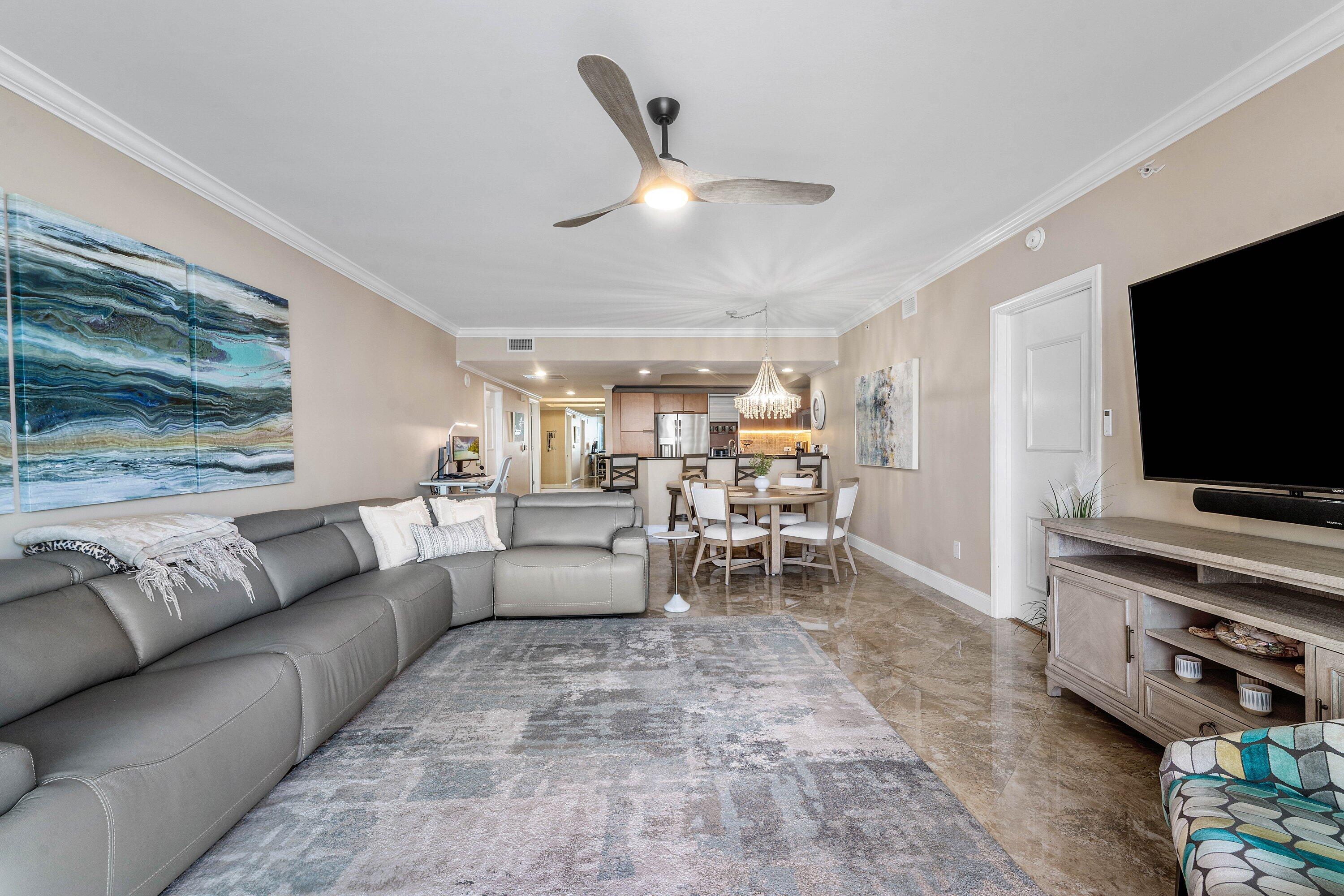 2640 Lake Shr Dr #1210 Riviera Beach, FL 33404