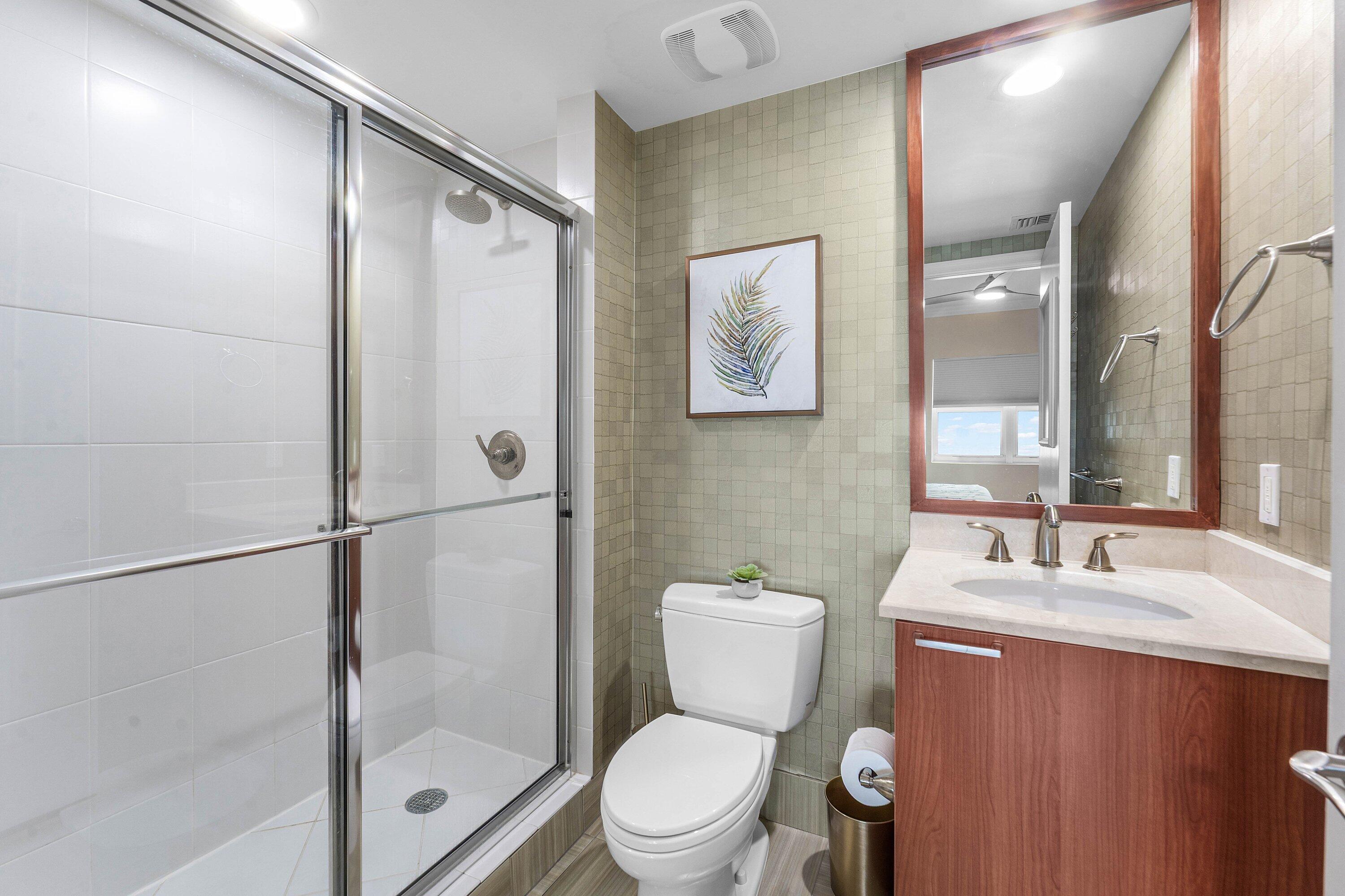 2640 Lake Shr Dr #1210 Riviera Beach, FL 33404