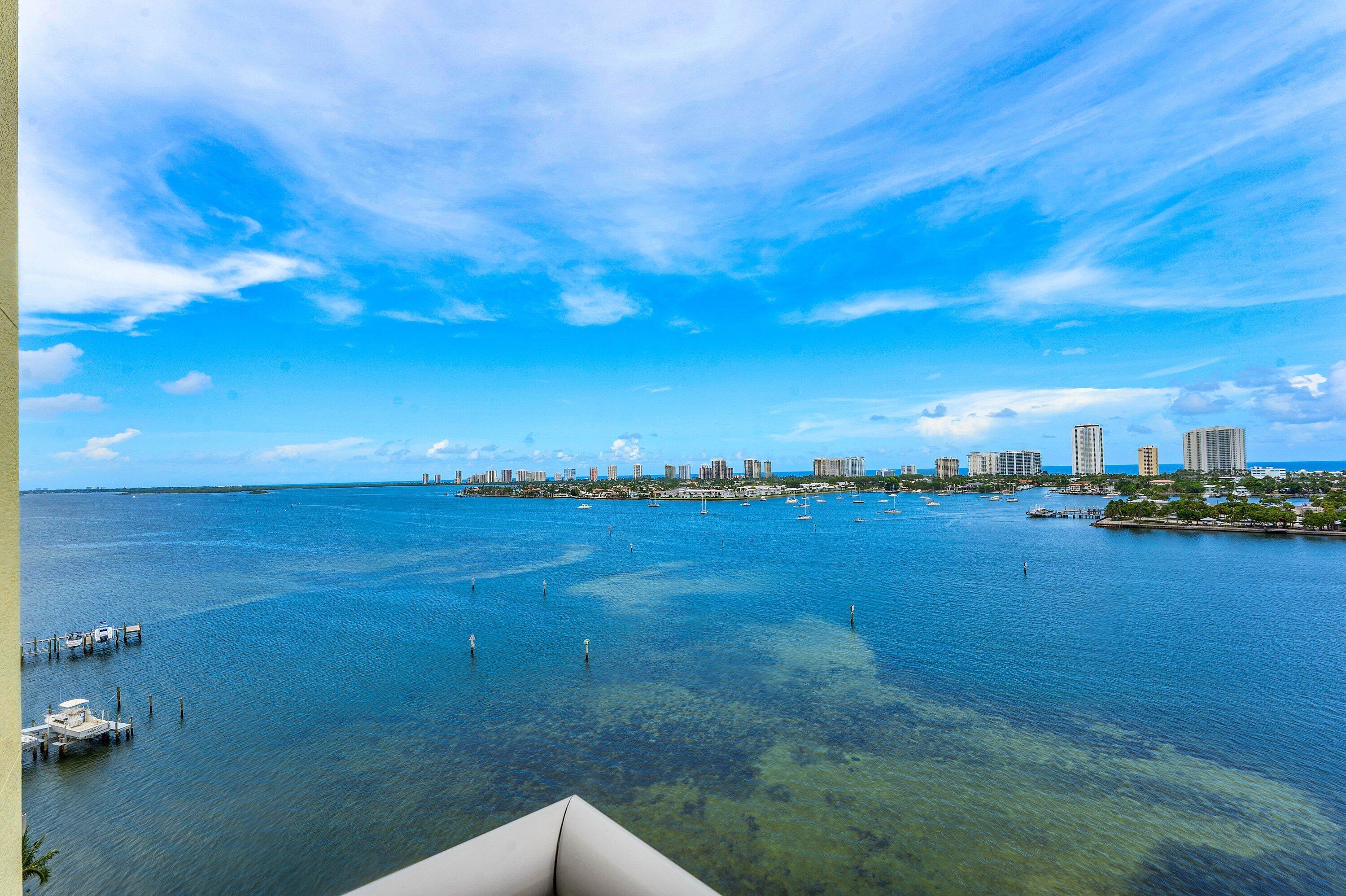 2640 Lake Shr Dr #1210 Riviera Beach, FL 33404