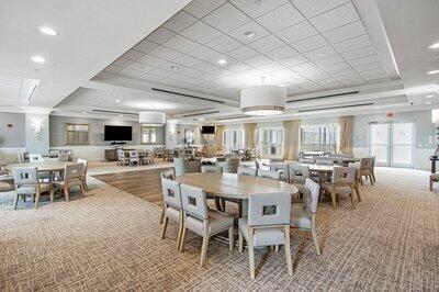 2640 Lake Shr Dr #1210 Riviera Beach, FL 33404