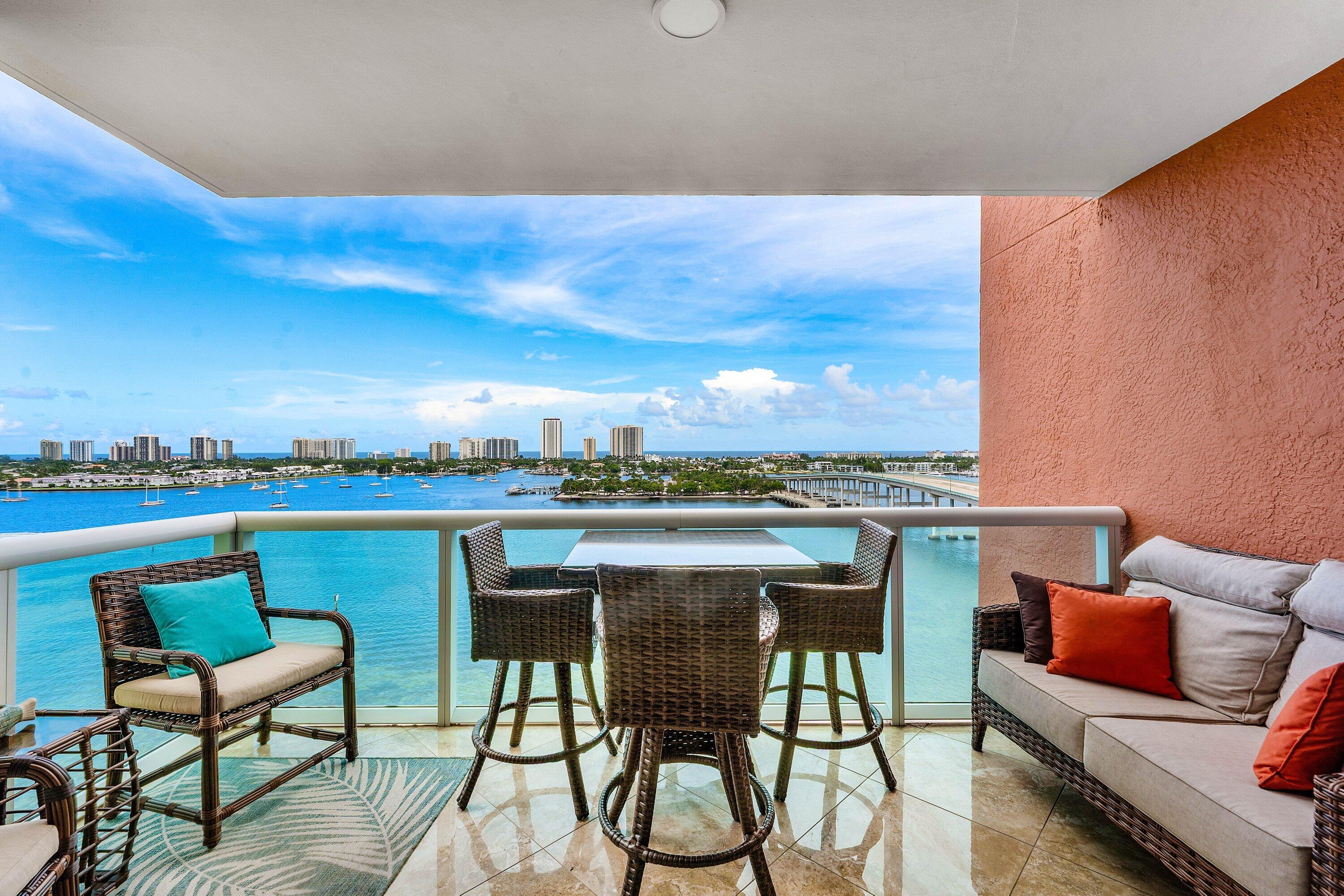 2640 Lake Shr Dr #1210 Riviera Beach, FL 33404