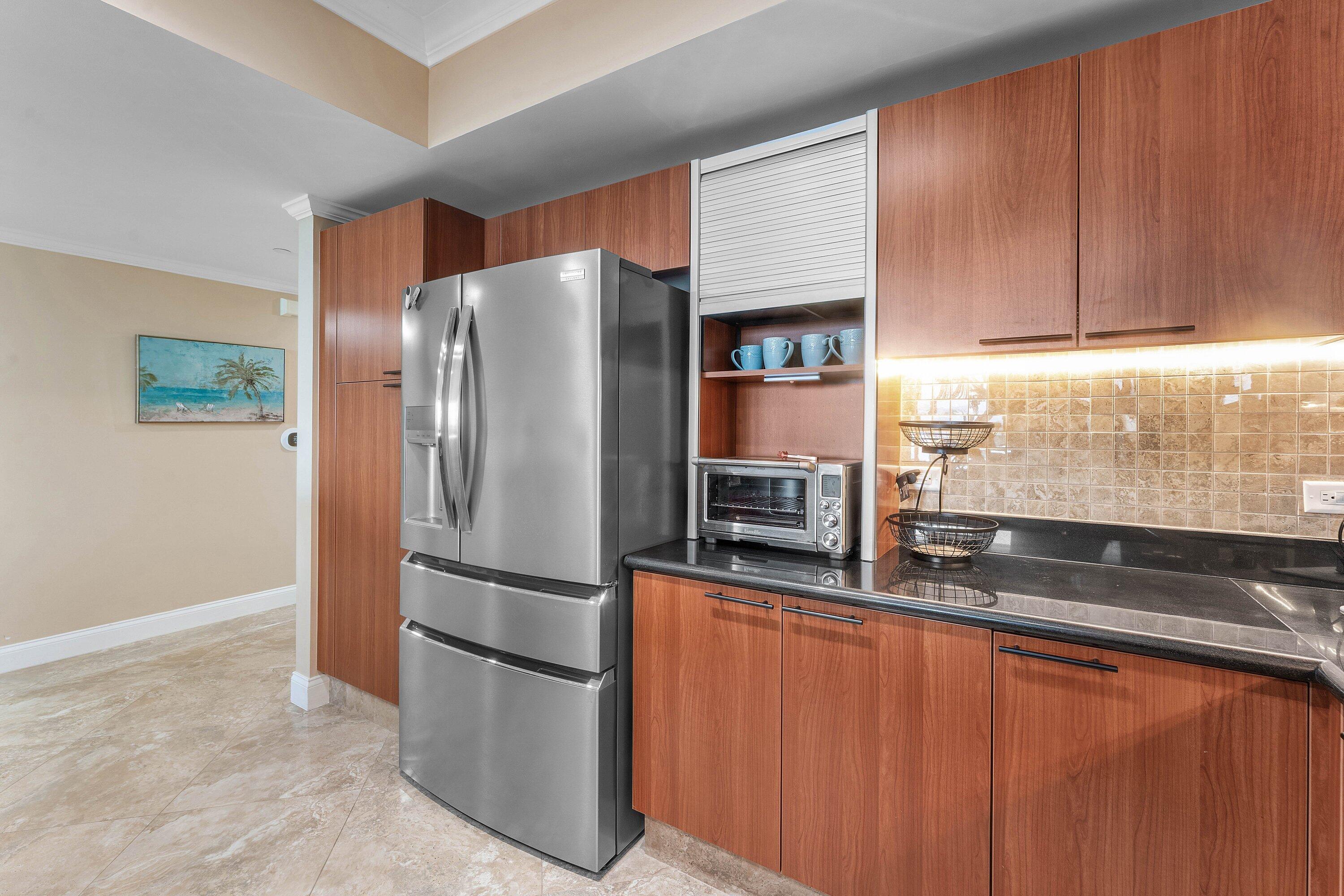 2640 Lake Shr Dr #1210 Riviera Beach, FL 33404
