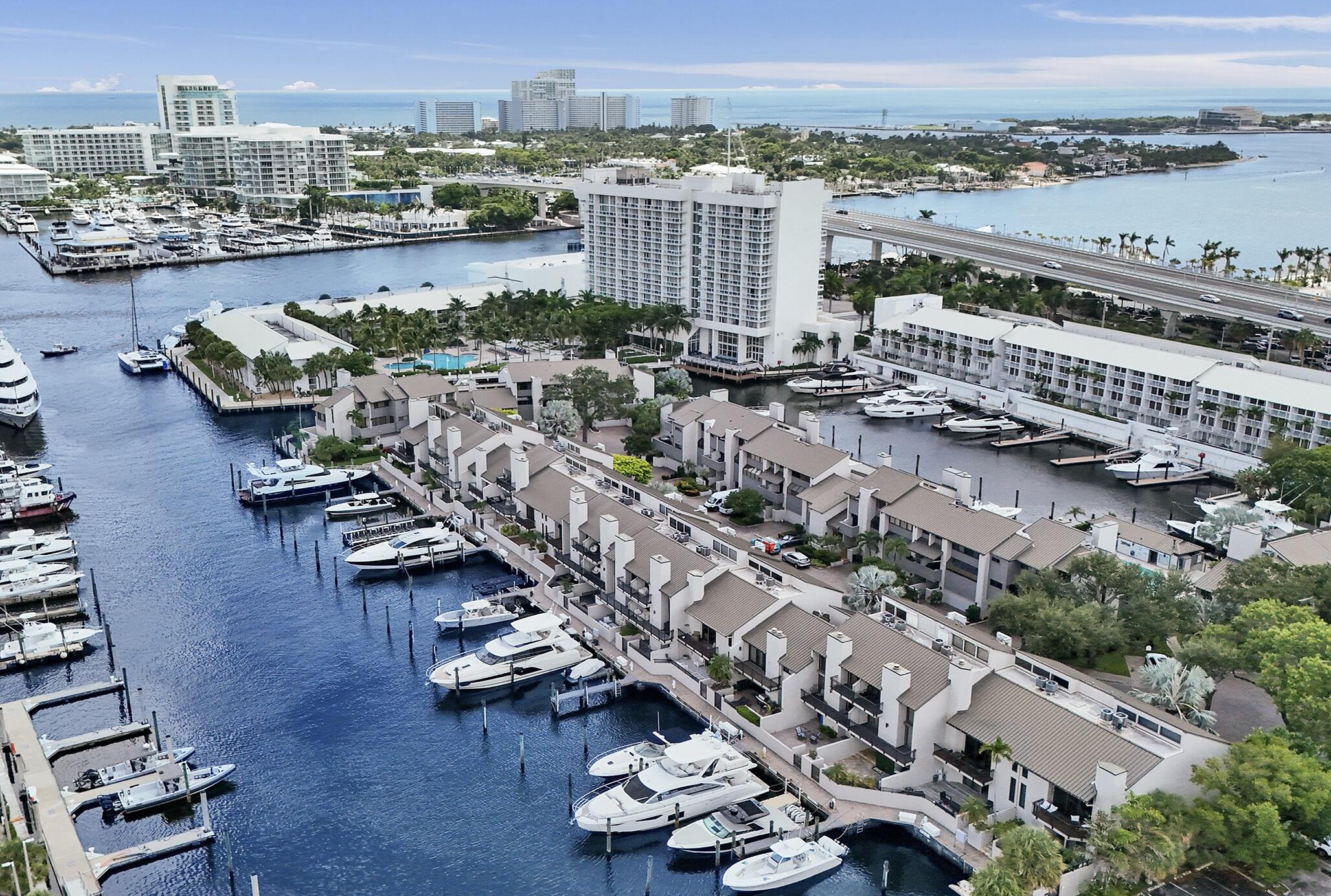 15 Port Side Dr #15