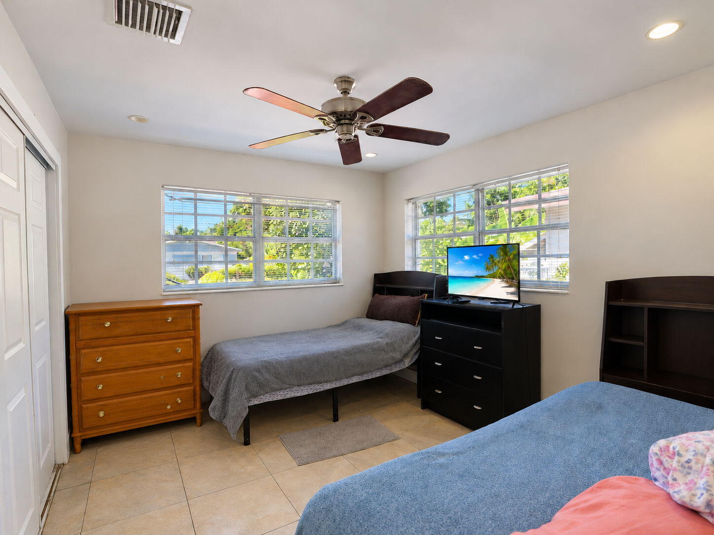904 NE 10th Ave Pompano Beach, FL 33060