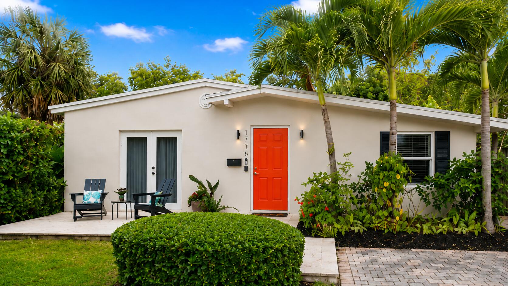 1736 NE 18th St Fort Lauderdale, FL 33305