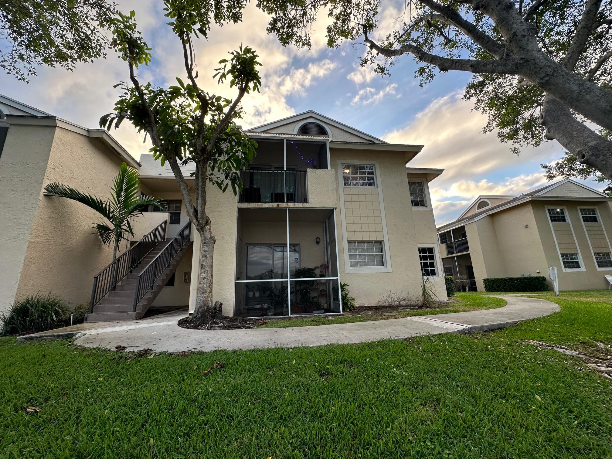651 Cypress Lk Blvd #L