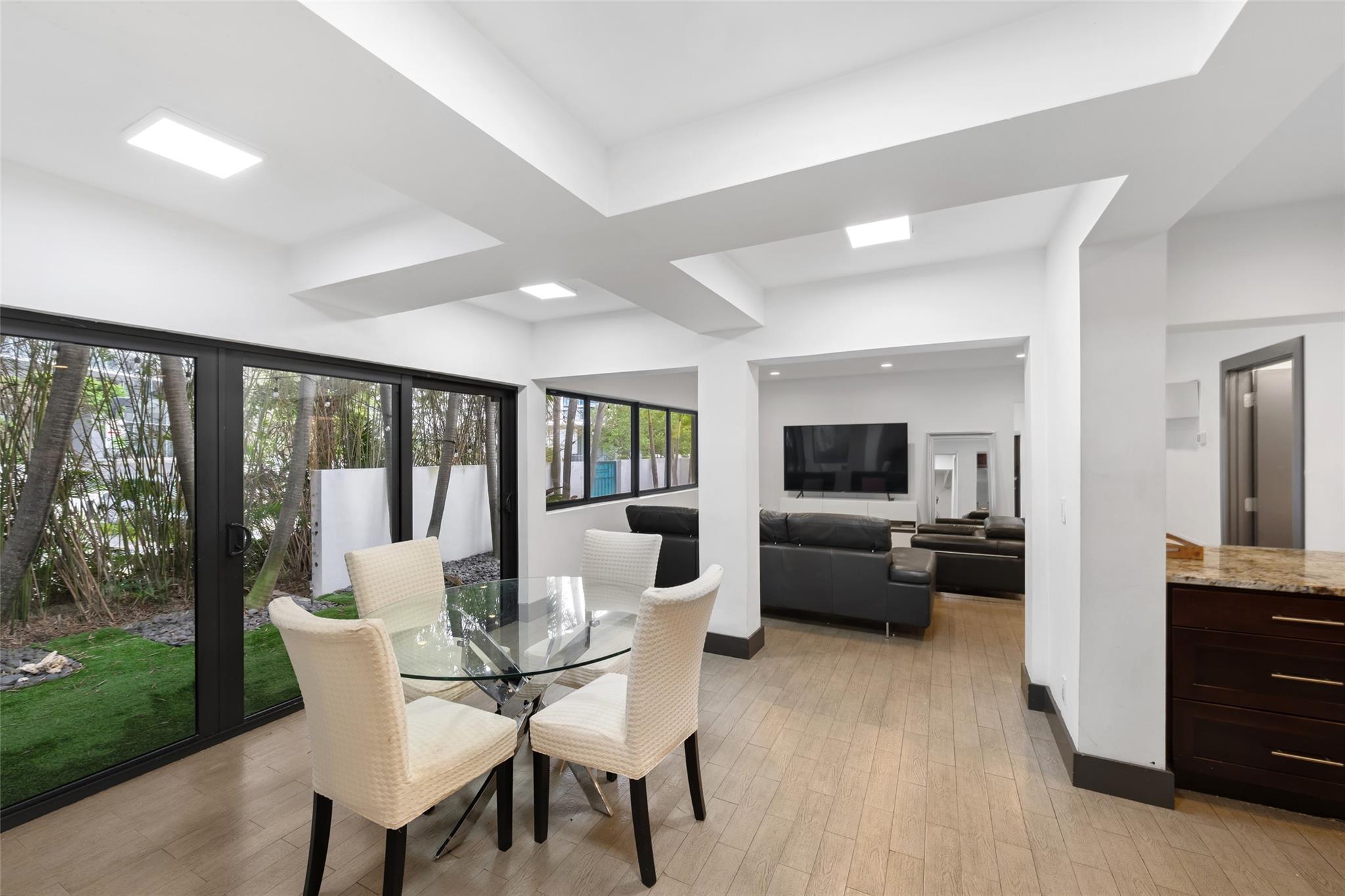 2301 N Atlantic Blvd Fort Lauderdale, FL 33305