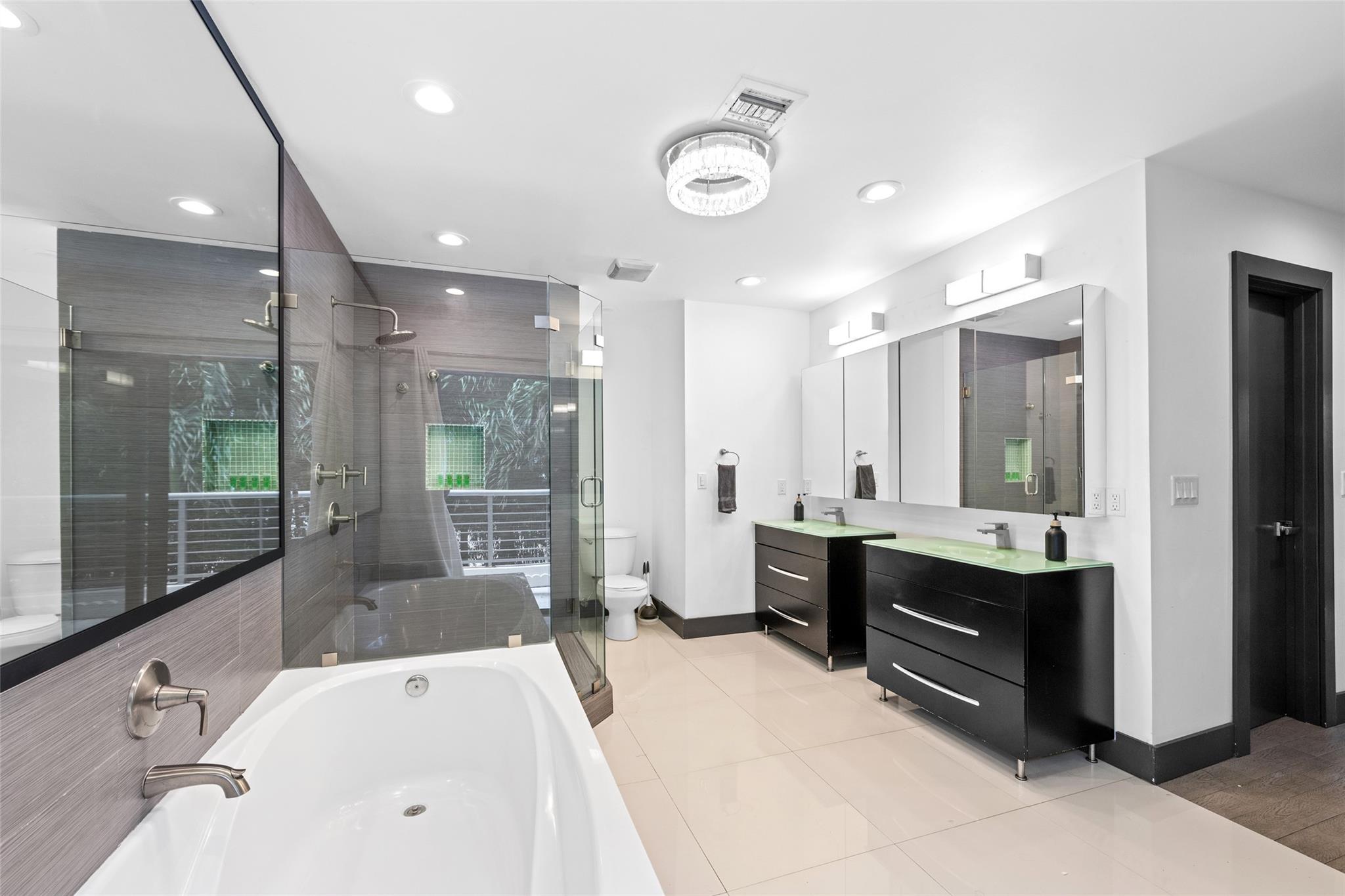 2301 N Atlantic Blvd Fort Lauderdale, FL 33305