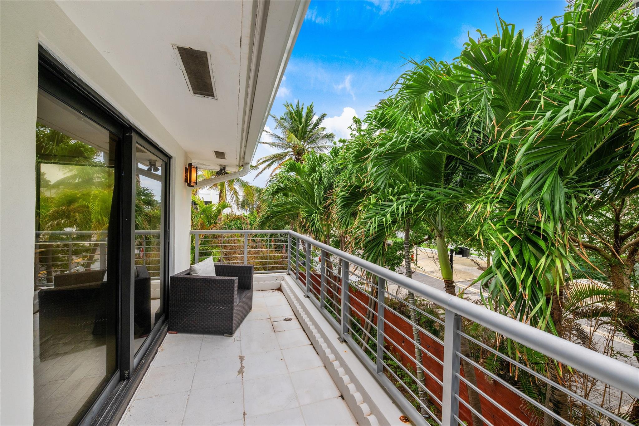 2301 N Atlantic Blvd Fort Lauderdale, FL 33305