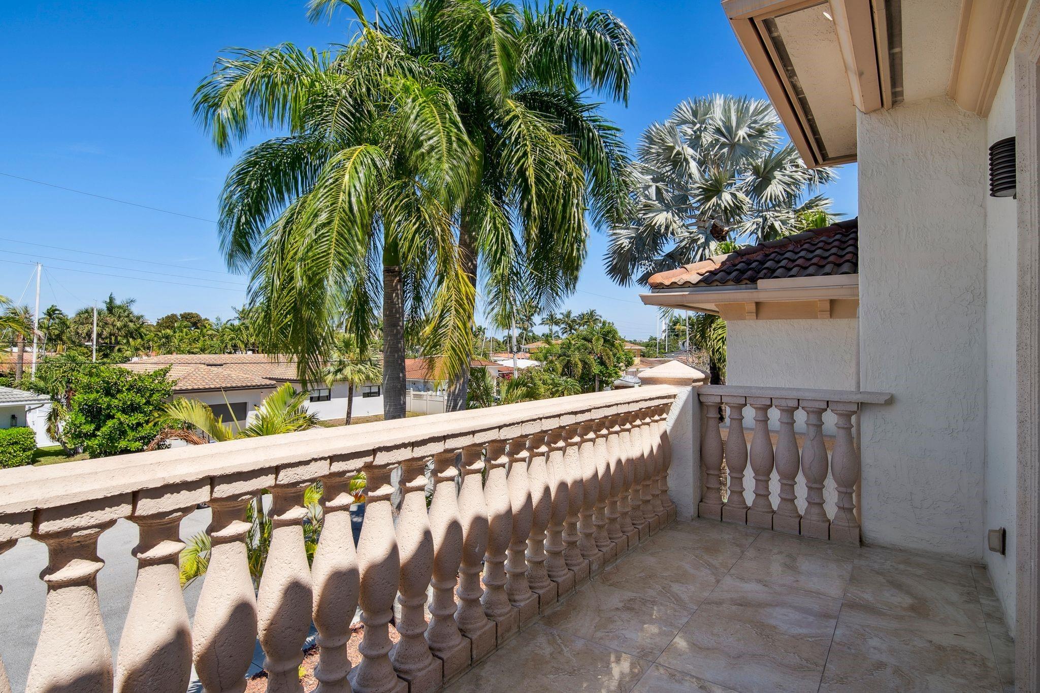 1008 Mandarin Isle Fort Lauderdale, FL 33315