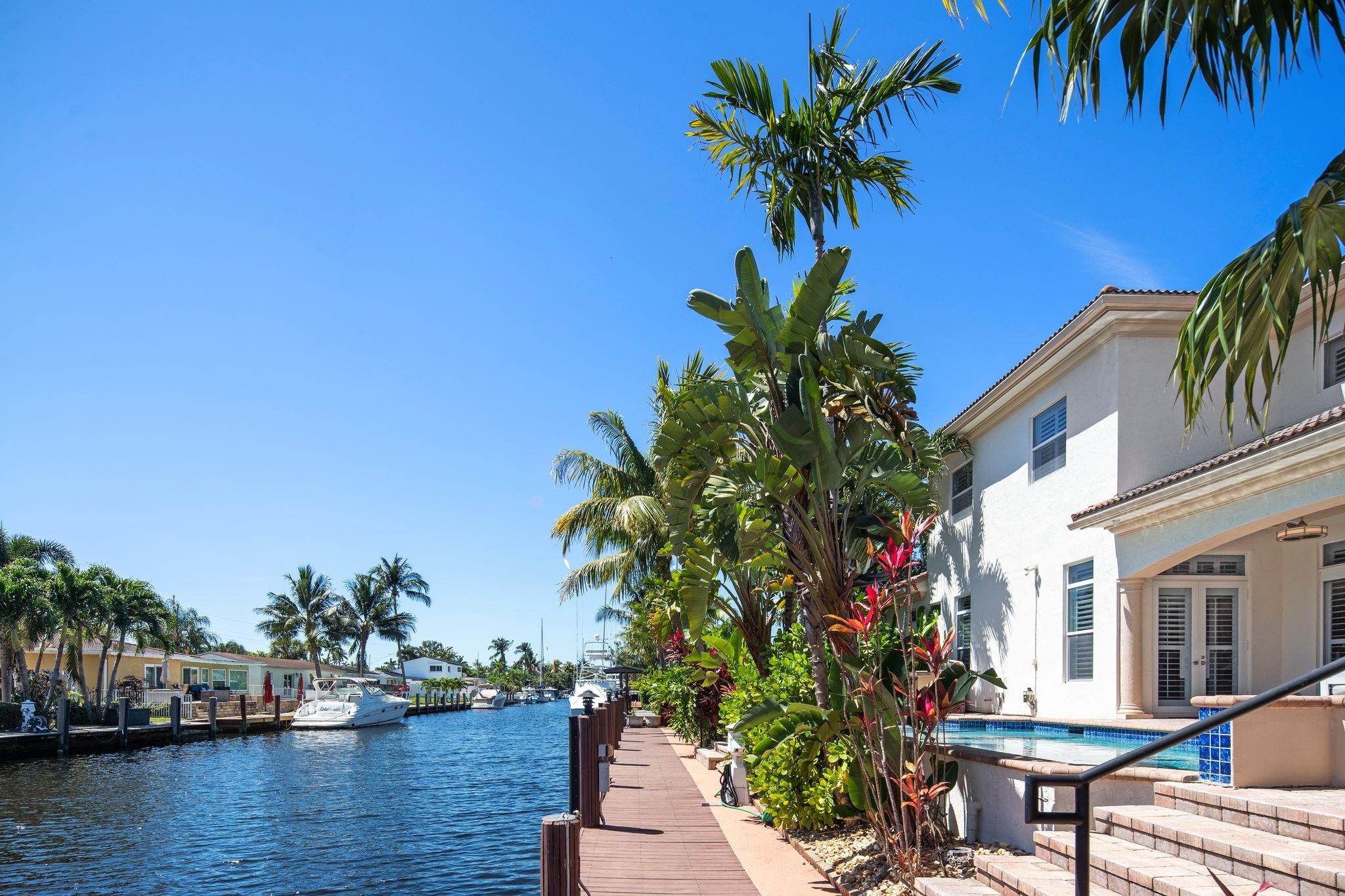 1008 Mandarin Isle Fort Lauderdale, FL 33315