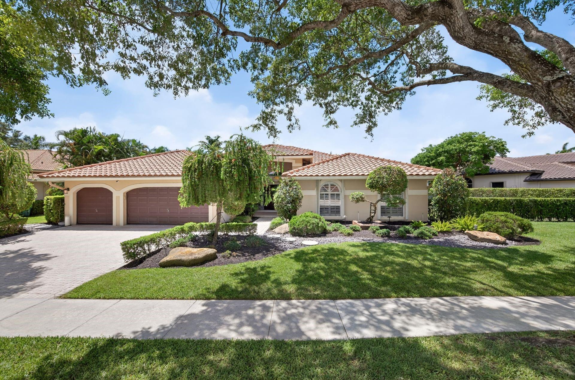 7164 NW 68th Dr