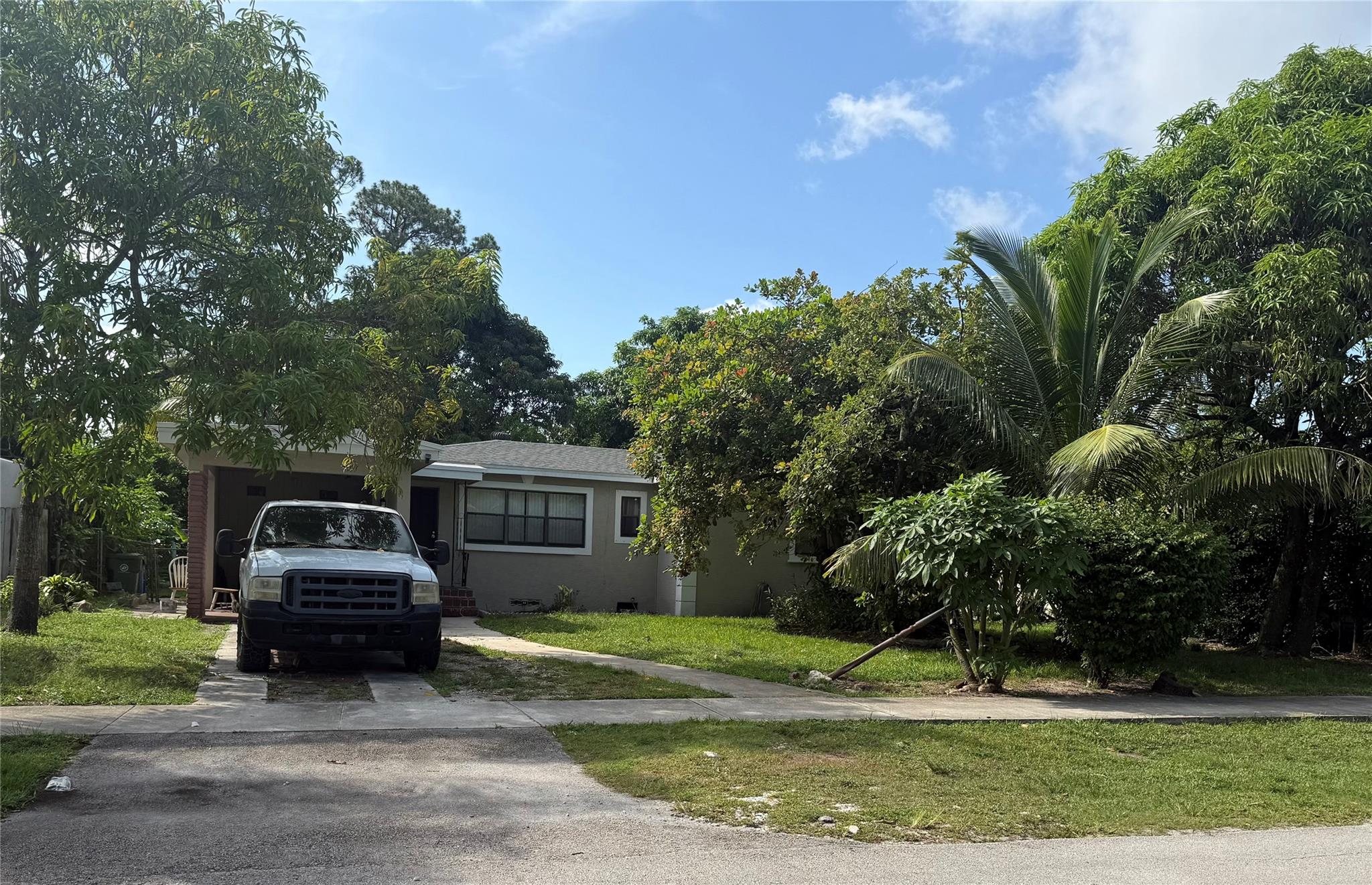 340 Carolina Ave