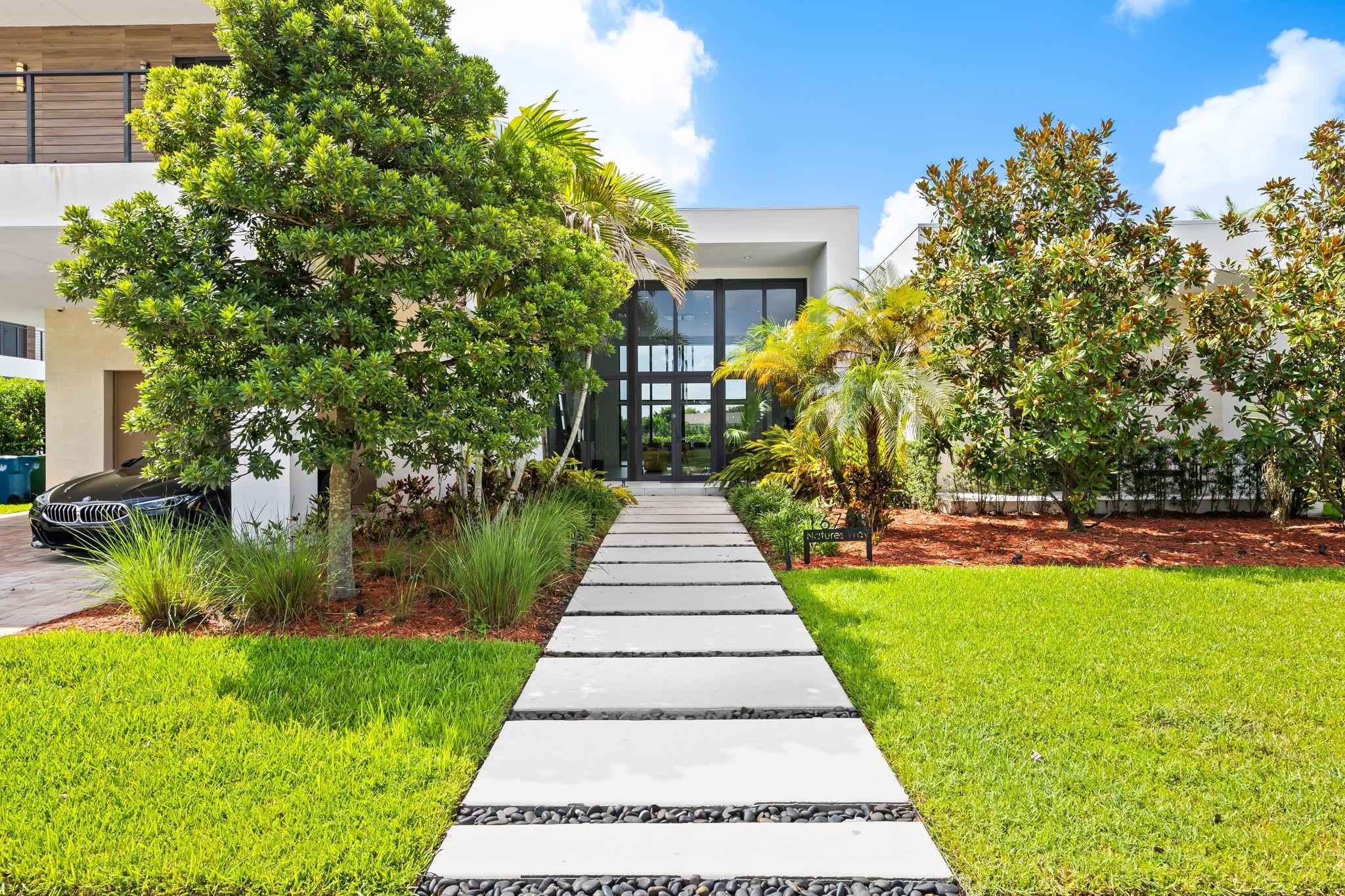 16768 Natures Way Weston, FL 33326