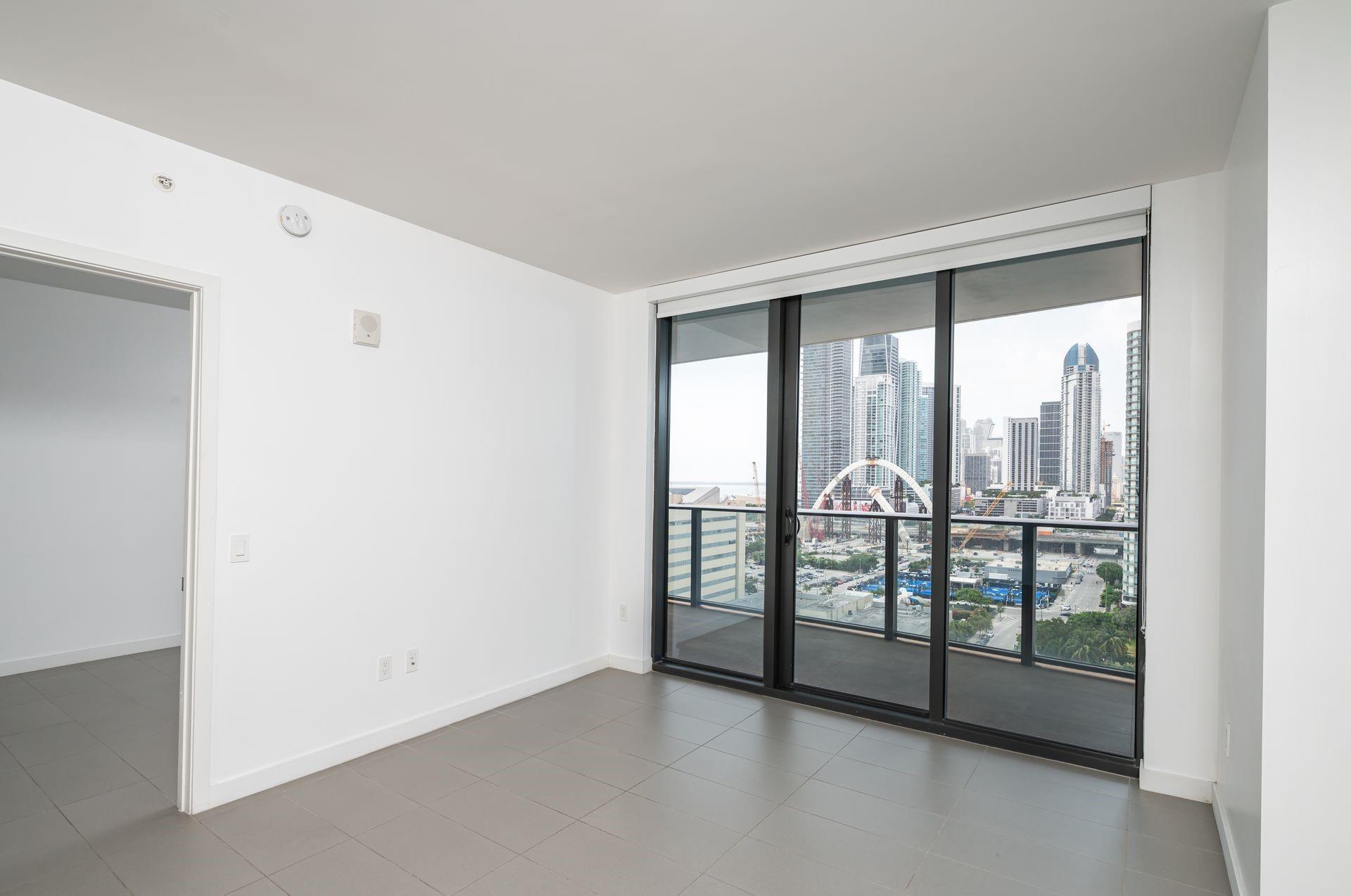 image Canvas Condo15