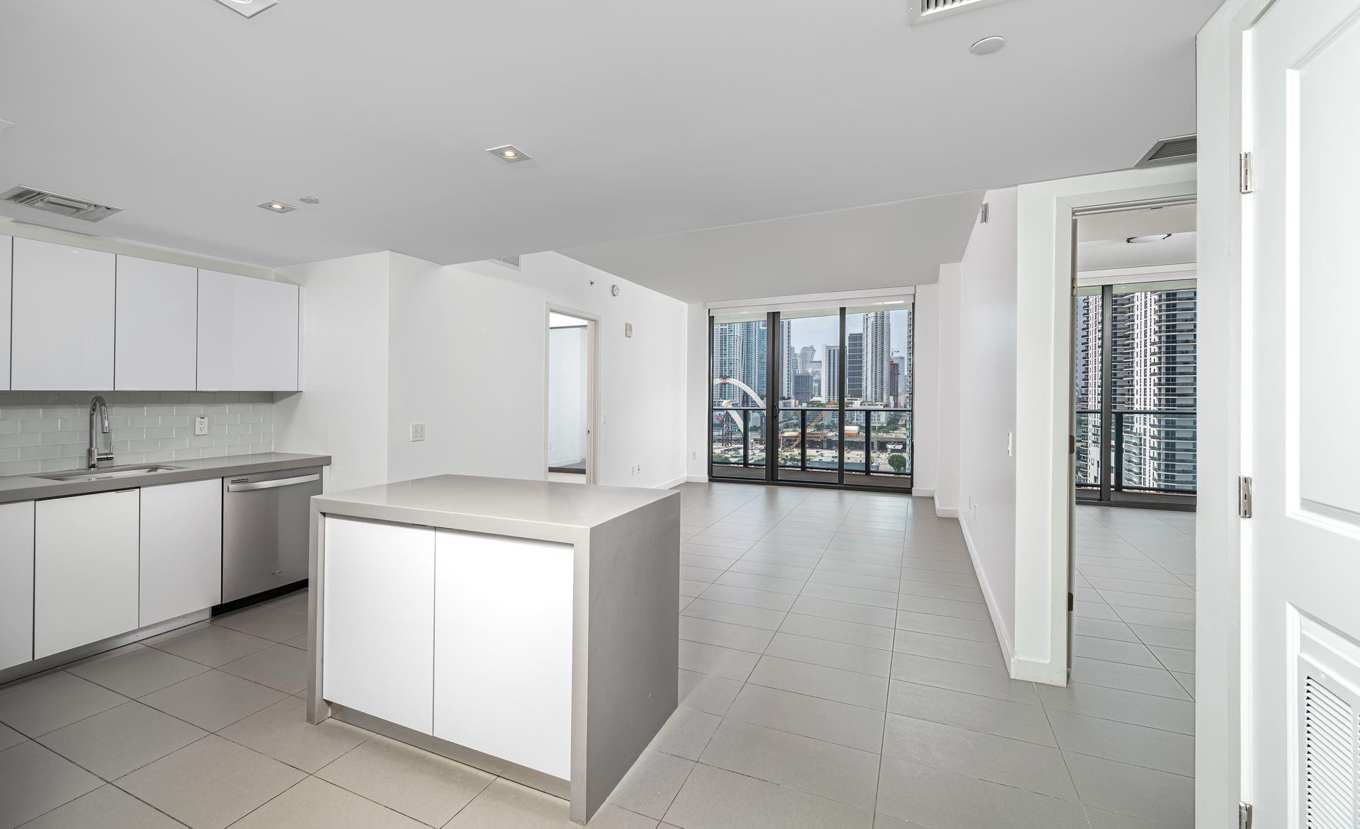 image Canvas Condo3