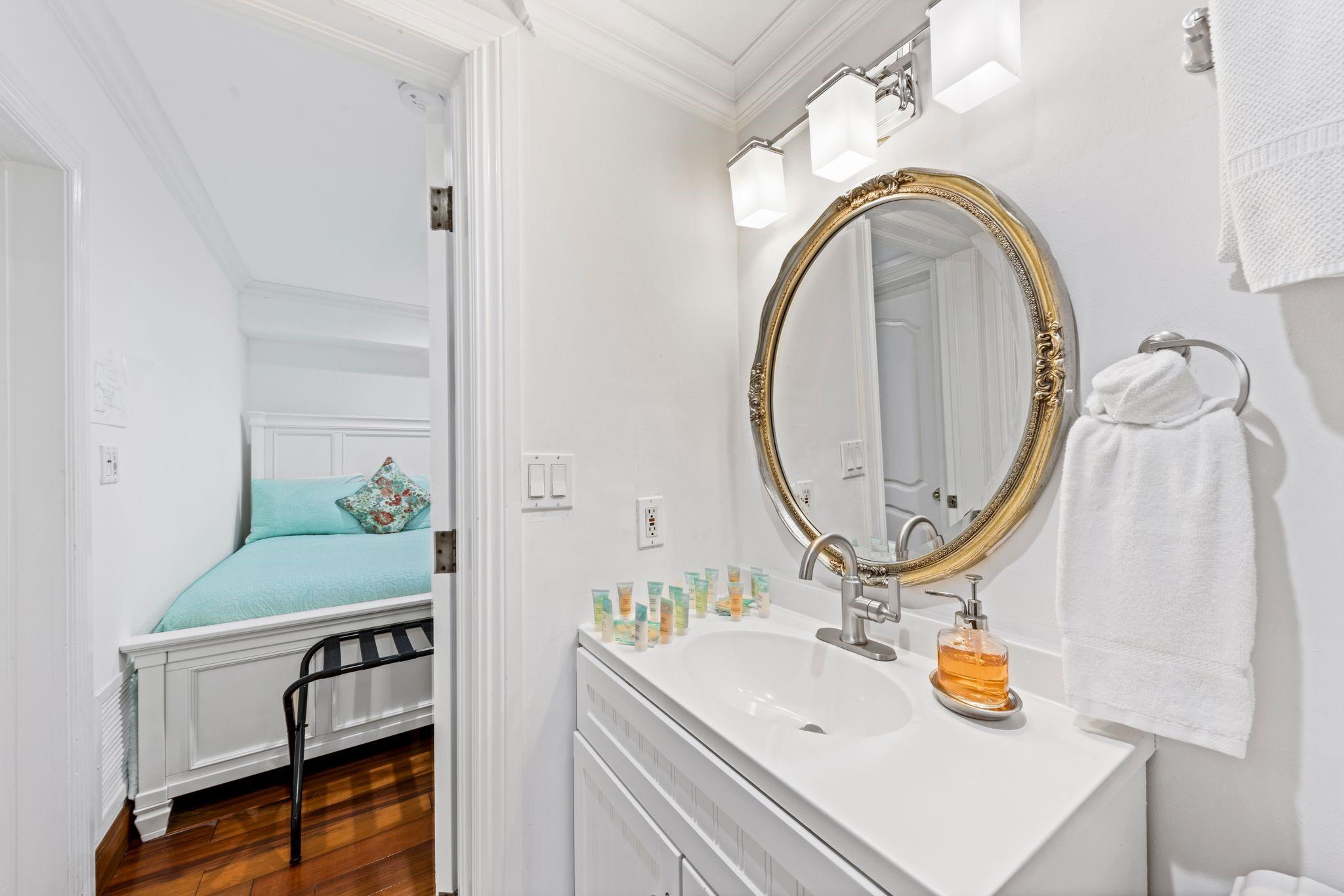 1799 N Fort Lauderdale Bch Blvd Fort Lauderdale, FL 33305