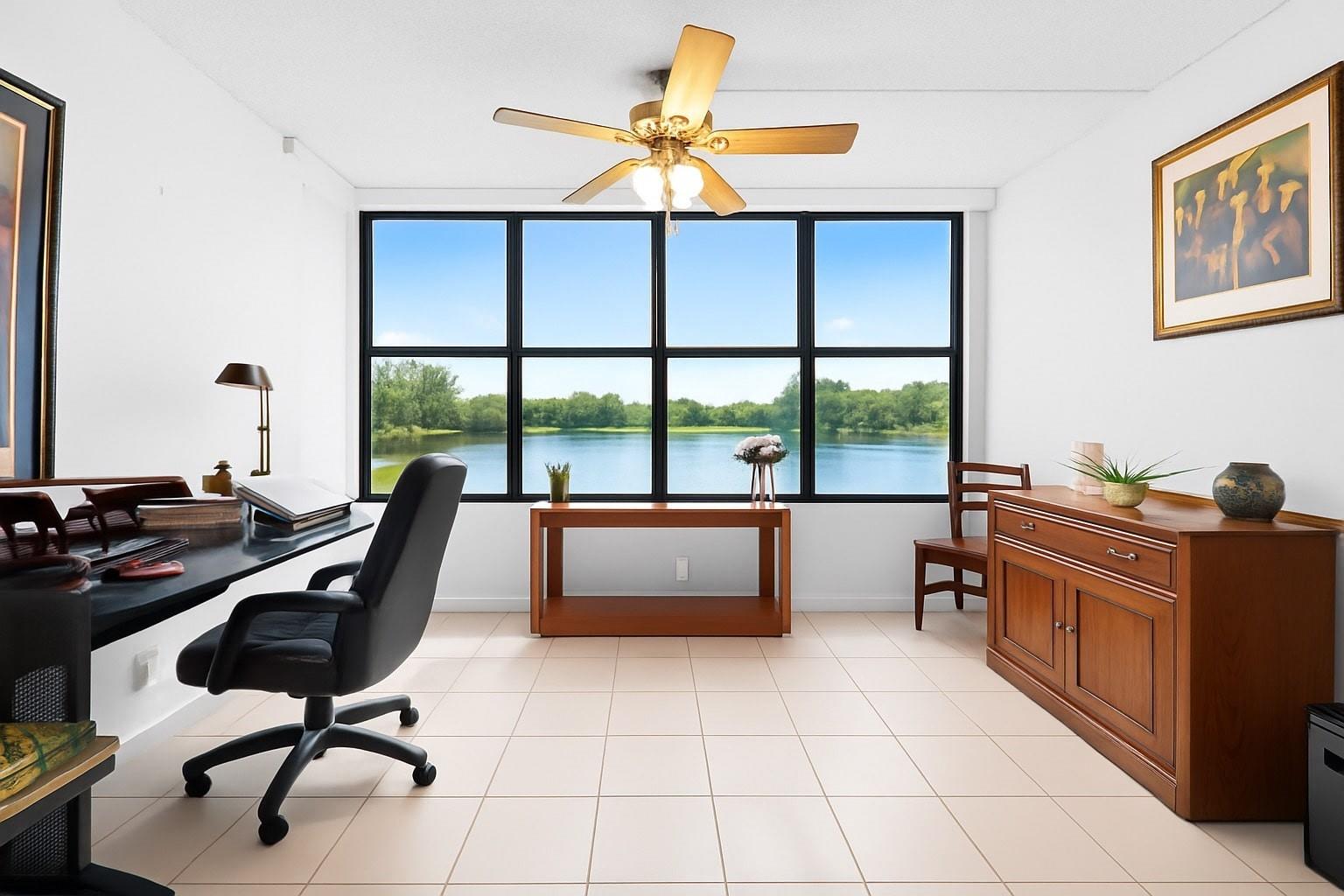2908 Carambola Cir #101-B