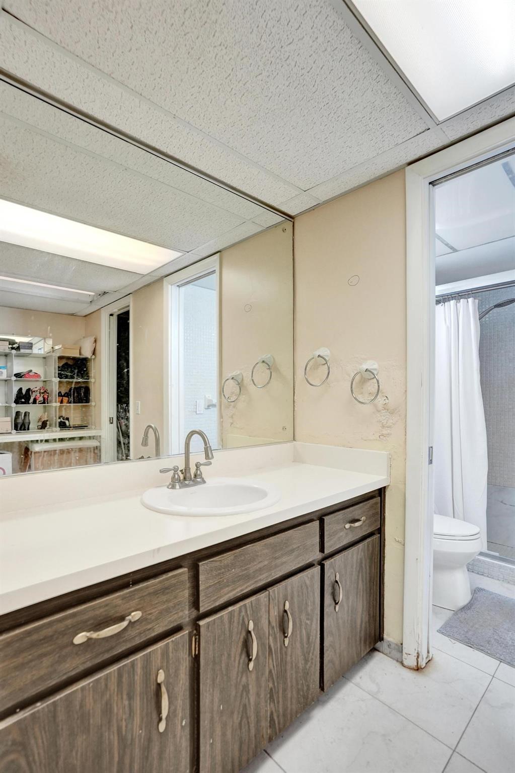 6641 NW 22nd St Margate, FL 33063