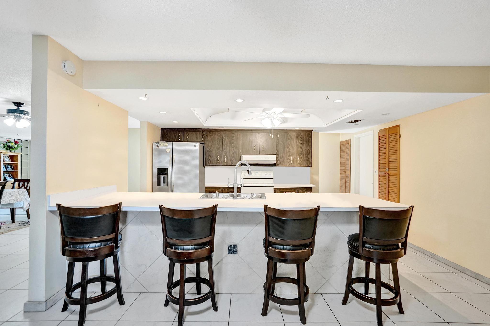 6641 NW 22nd St Margate, FL 33063