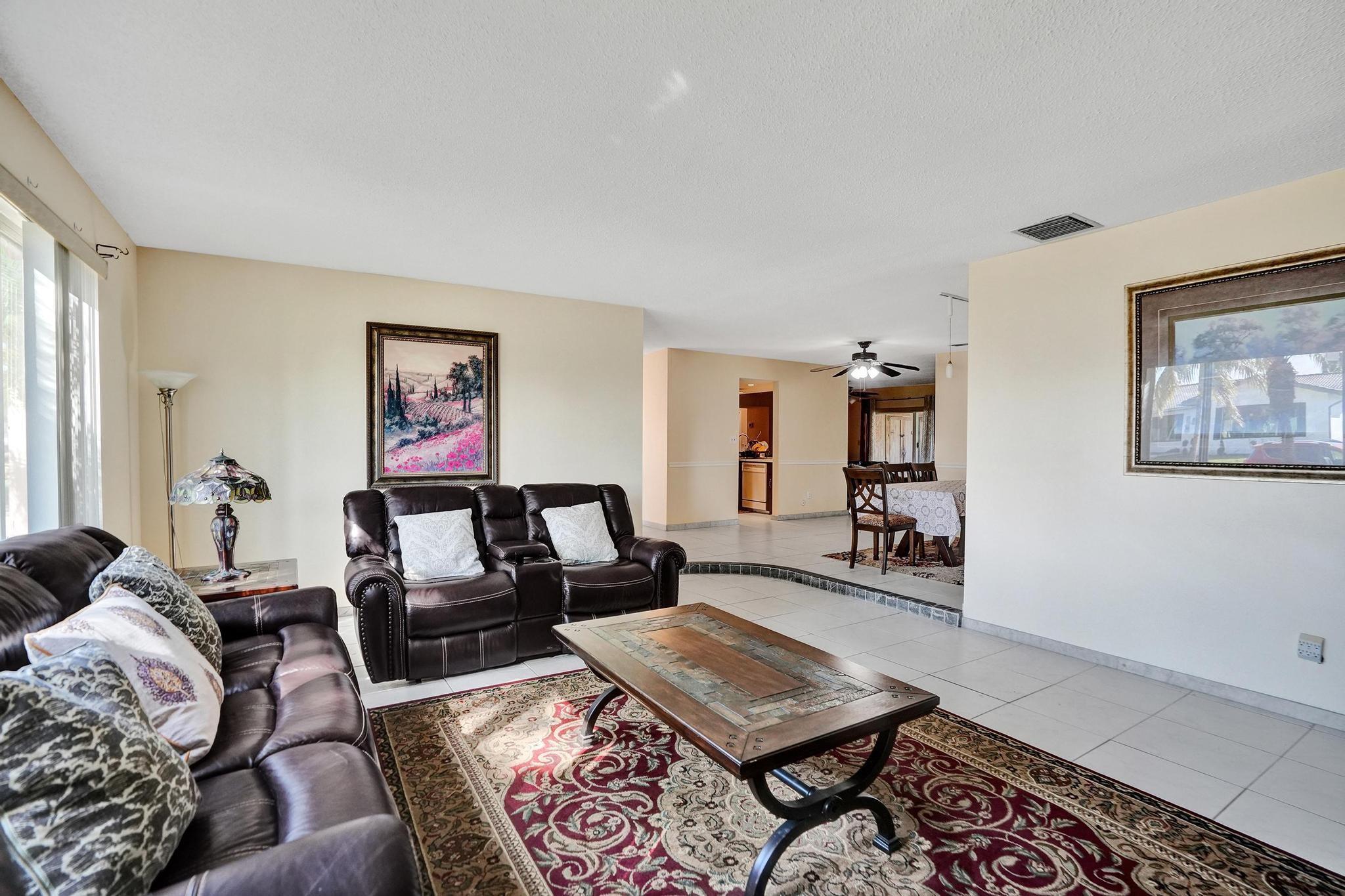 6641 NW 22nd St Margate, FL 33063