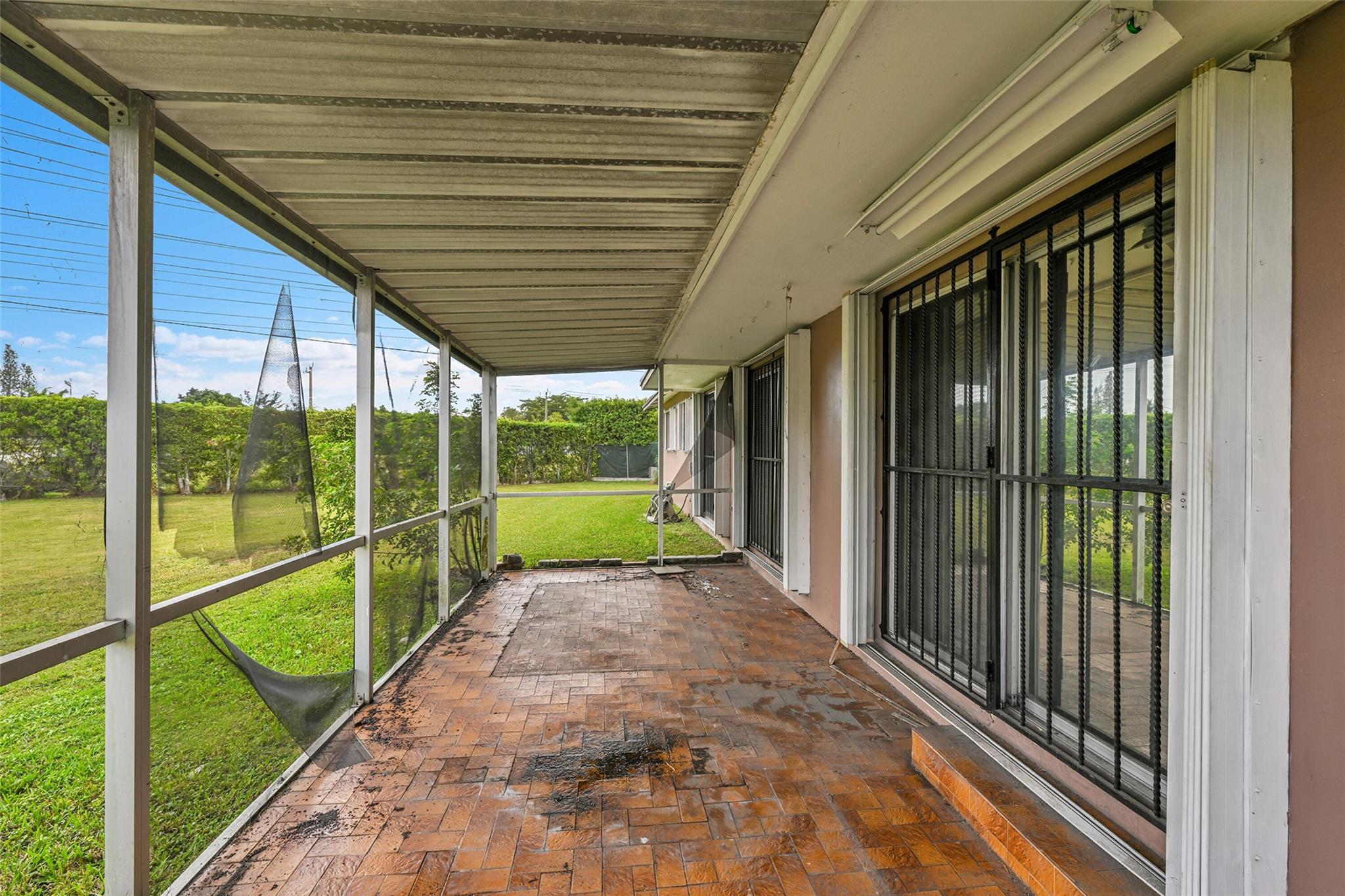 13615 SW 72nd Ter Miami, FL 33183