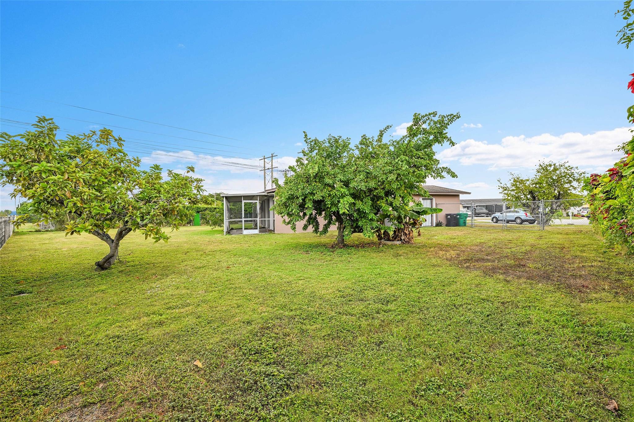 13615 SW 72nd Ter Miami, FL 33183