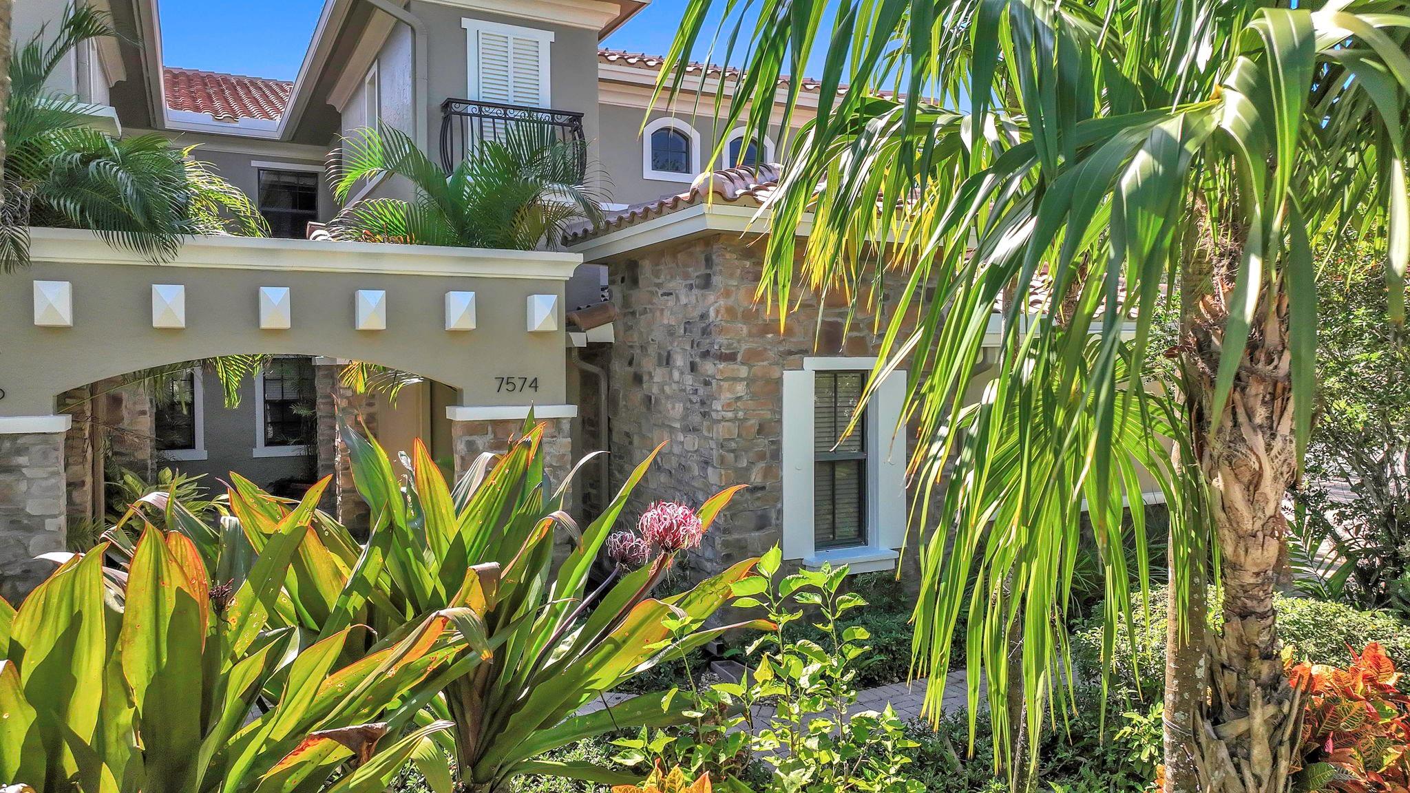 7574 Old Thyme Ct #9D