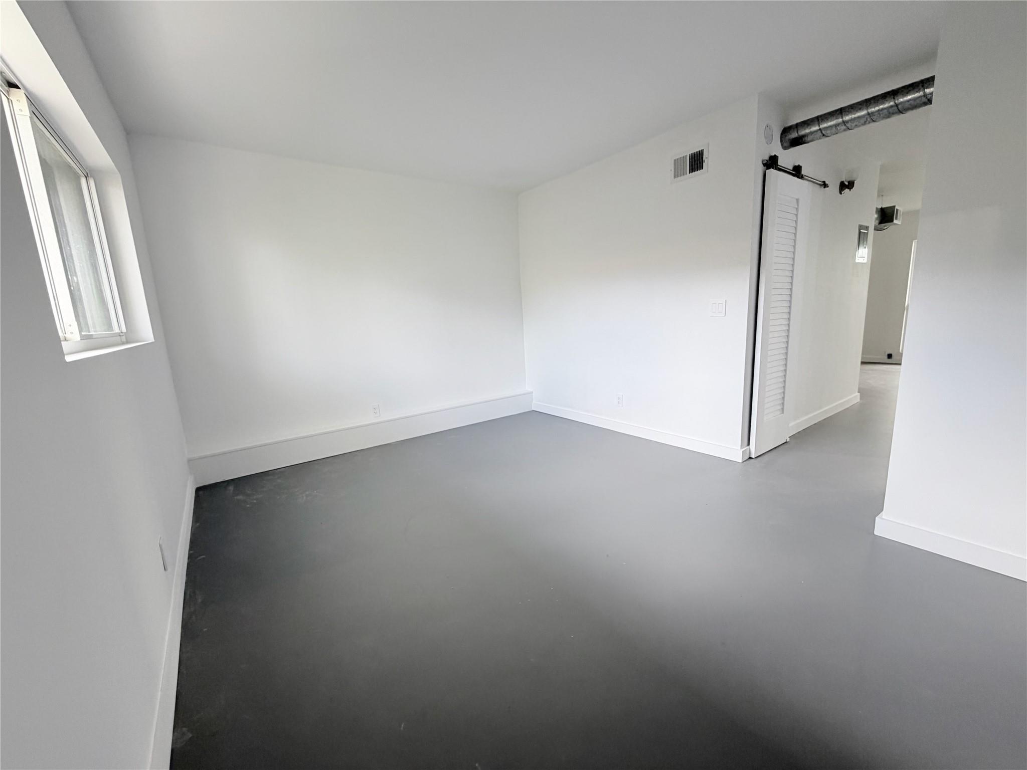 2124 NE 5th Ave #105 Wilton Manors, FL 33305