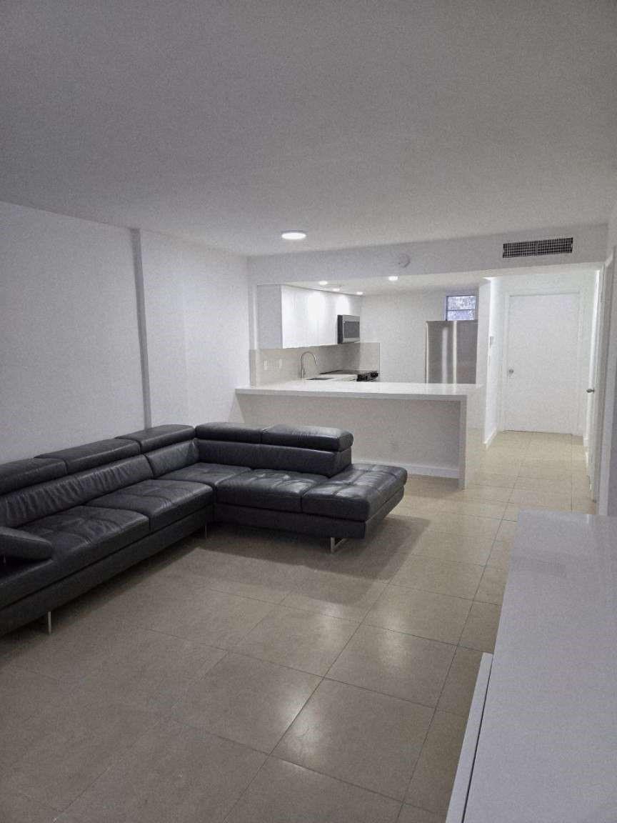 1333 E Hallandale Bch Blvd #138