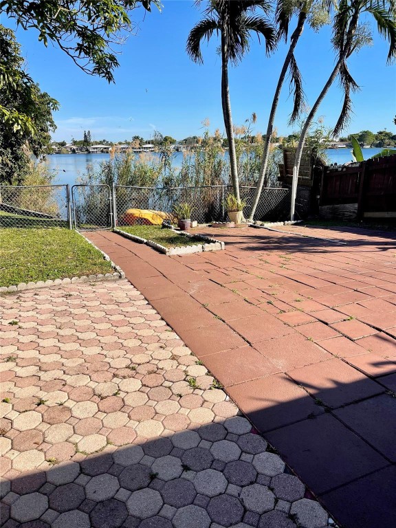 5512 N Park Fort Lauderdale, FL 33312