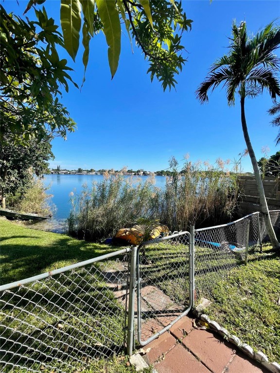 5512 N Park Fort Lauderdale, FL 33312