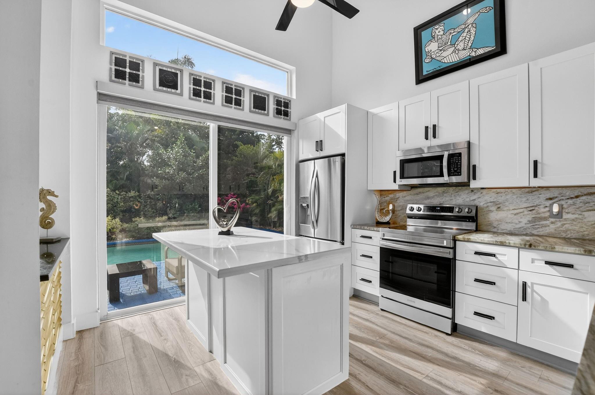 6584 Hampton Cir Boca Raton, FL 33496